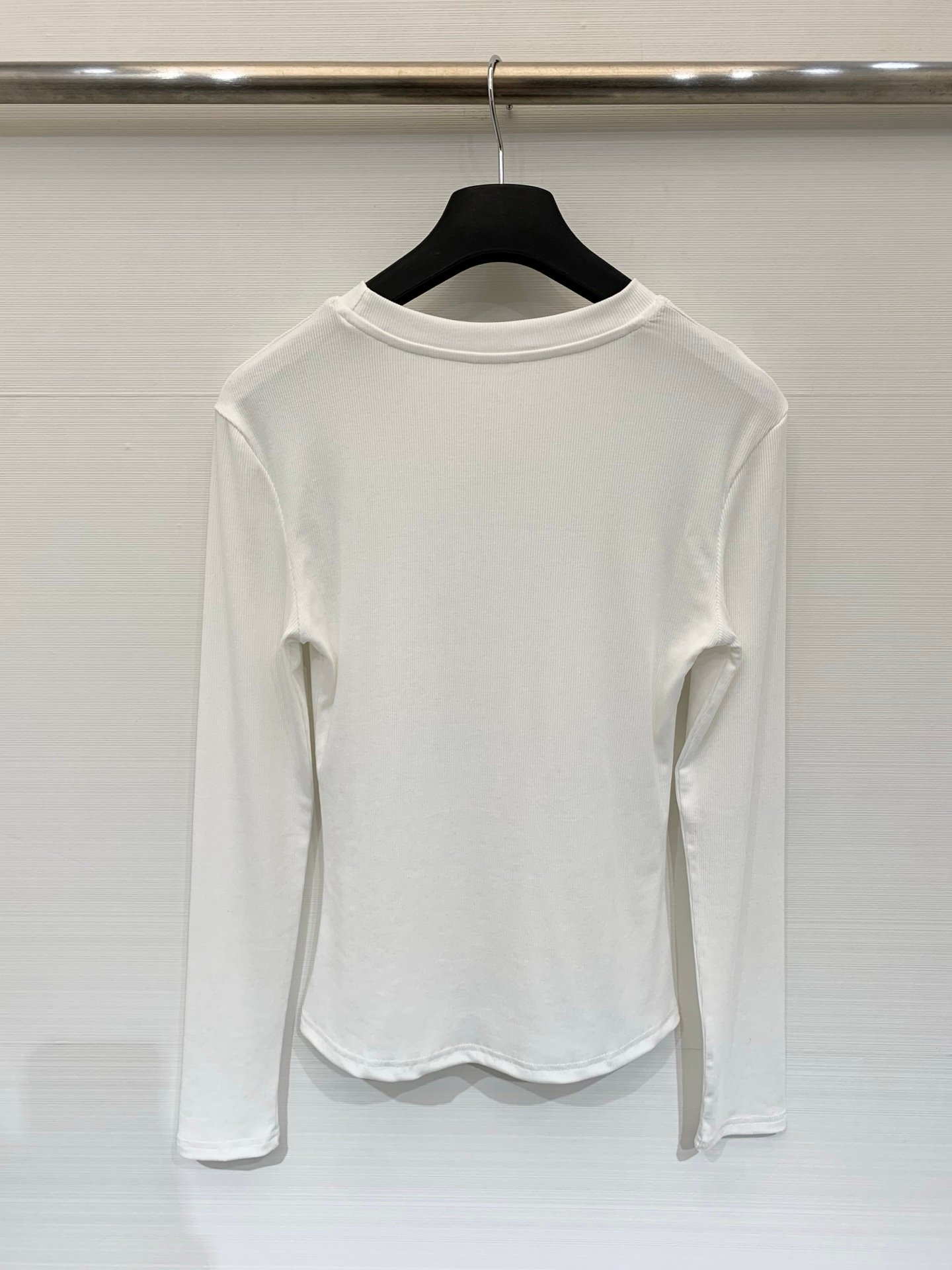 CHANEL Long Sleeve T-shirt D112403 - Image 7