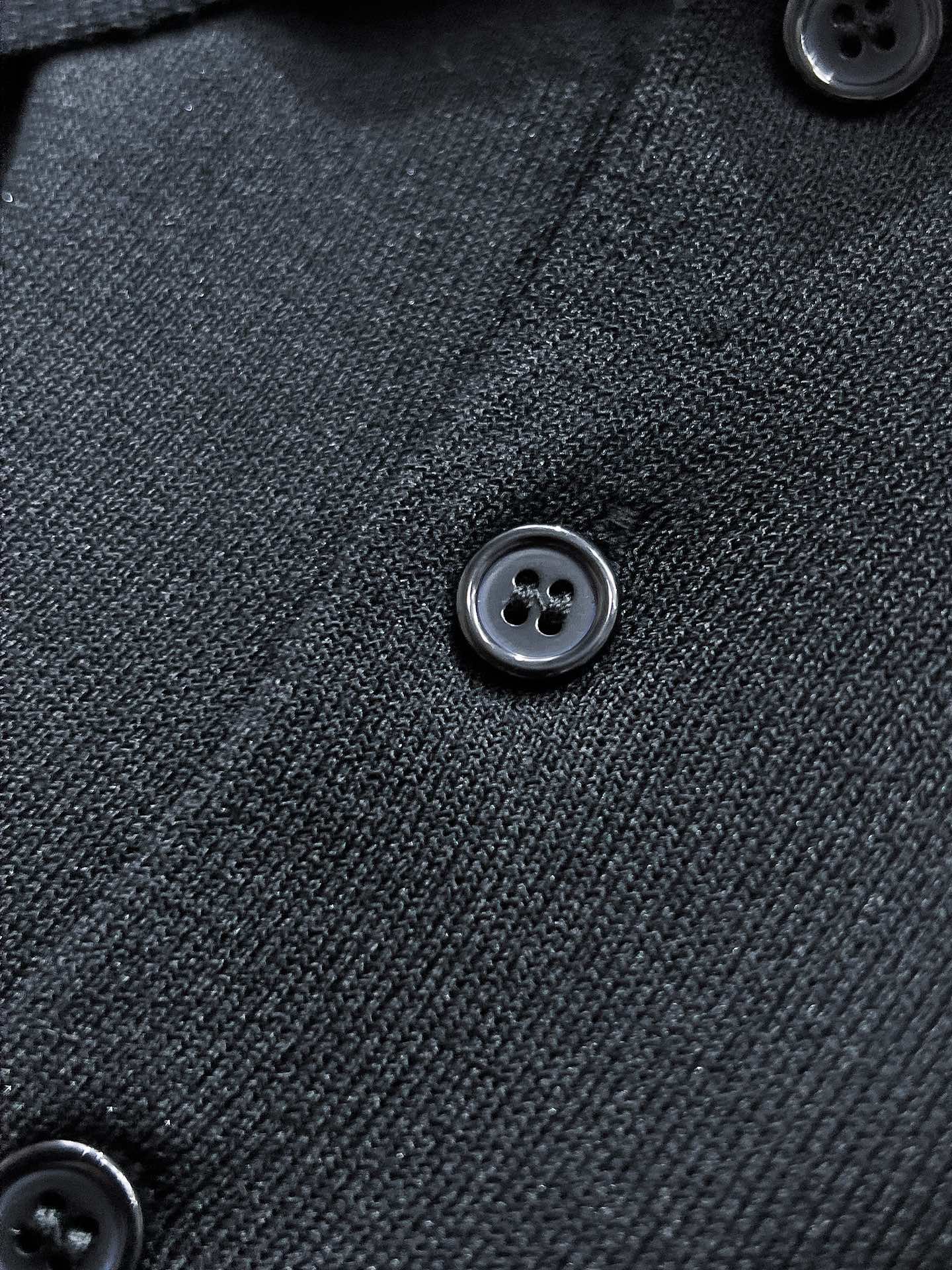 Louis Vuitton Cashmere And Cotton Blend Short-Sleeved Polo 112401 - Image 8