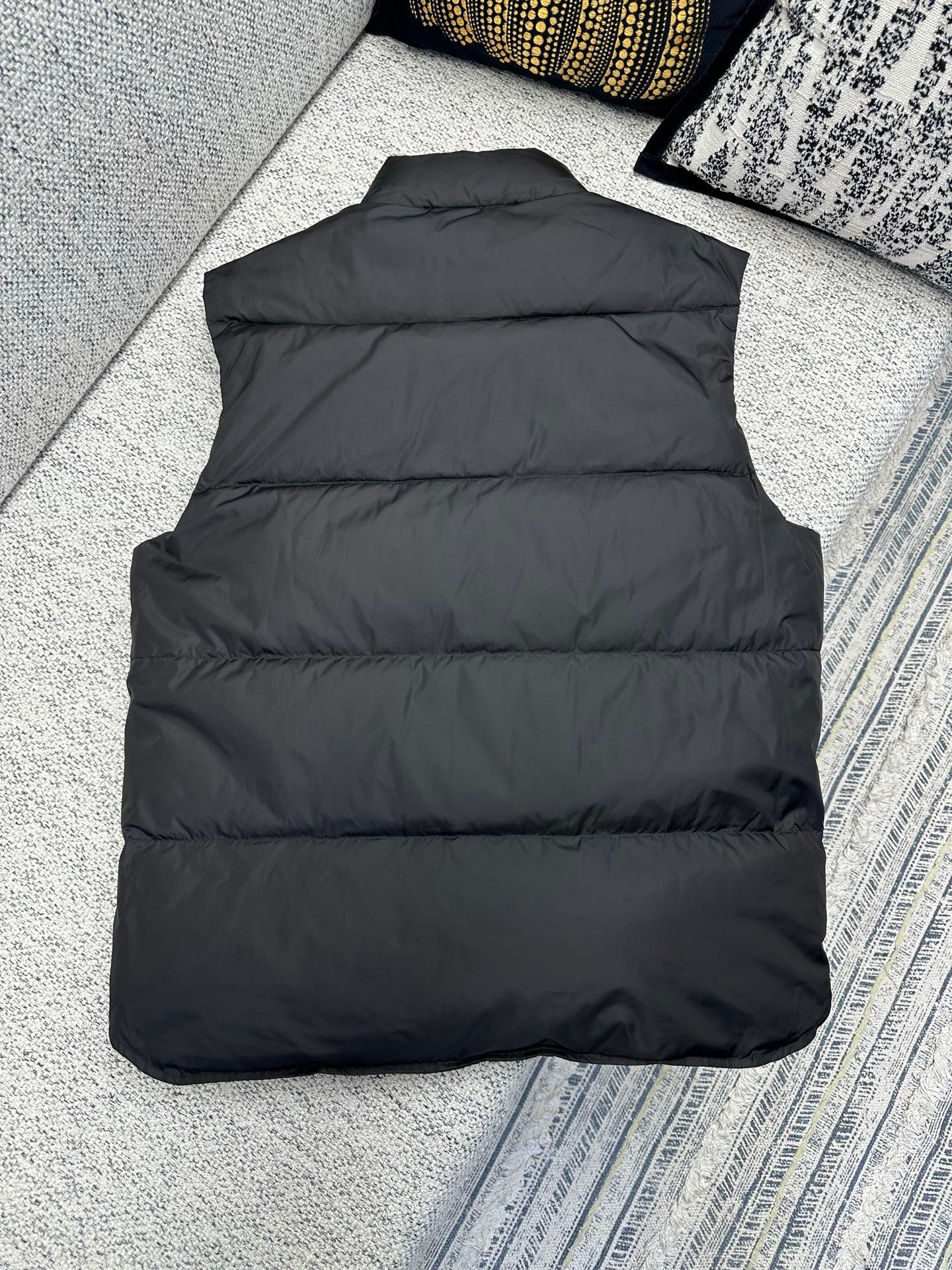 Prada Re-Nylon Down Vest 112403 - Image 3