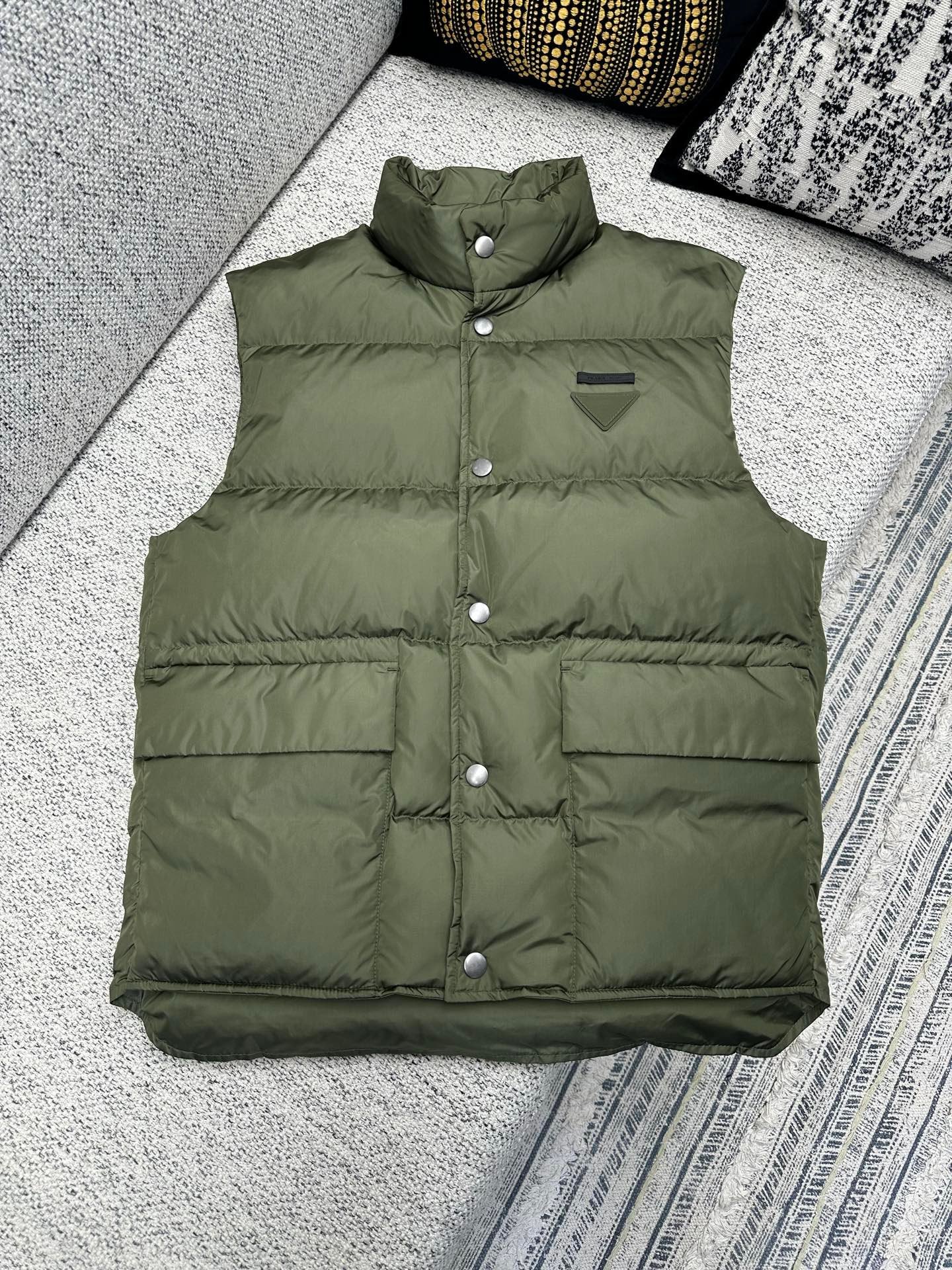 Prada Re-Nylon Down Vest 112403 - Image 8