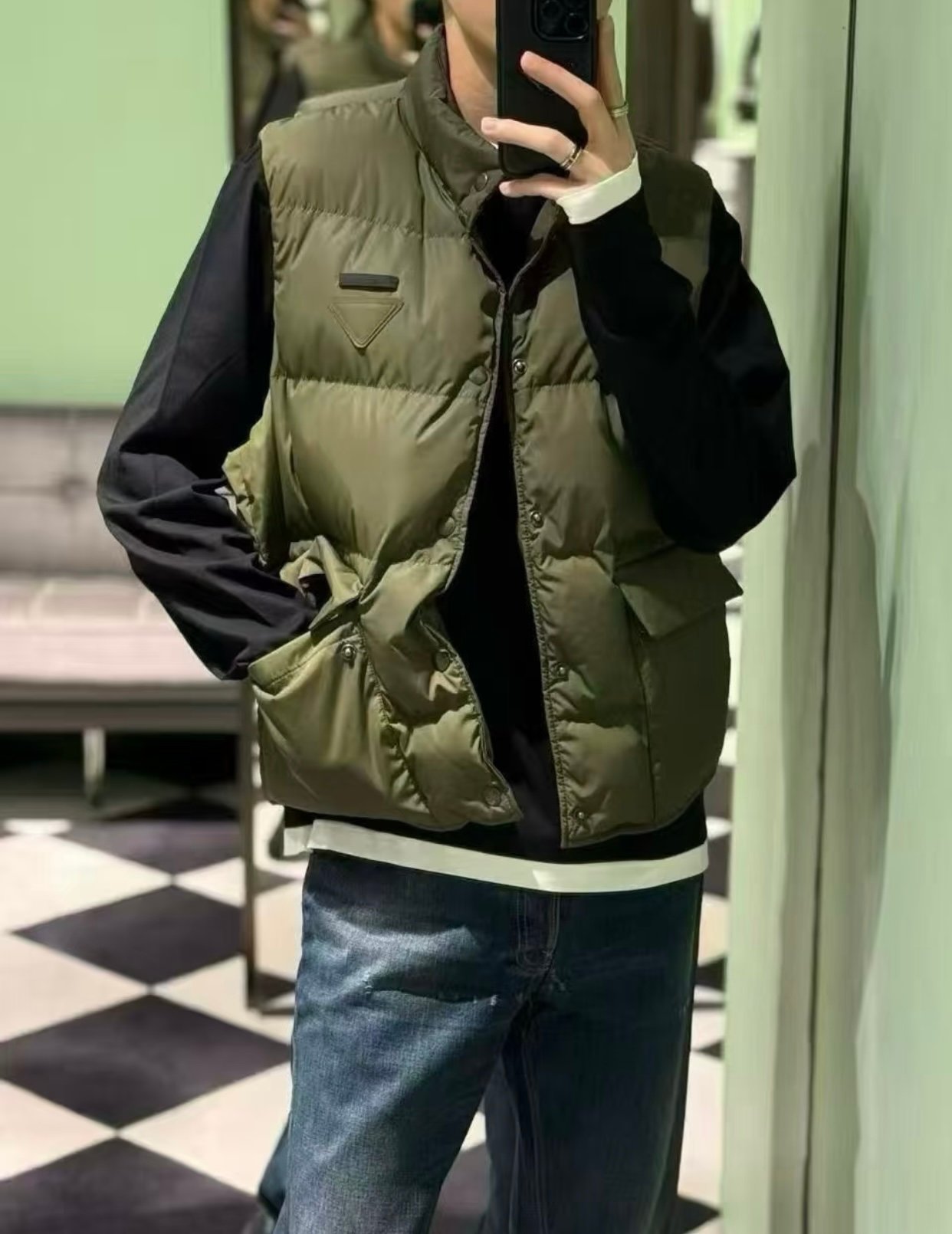 Prada Re-Nylon Down Vest 112403 - Image 12