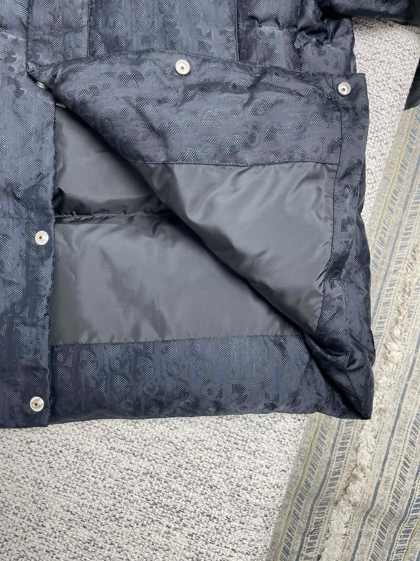 Dior lapel dark pattern old flower full logo full prin 112407 - Image 4