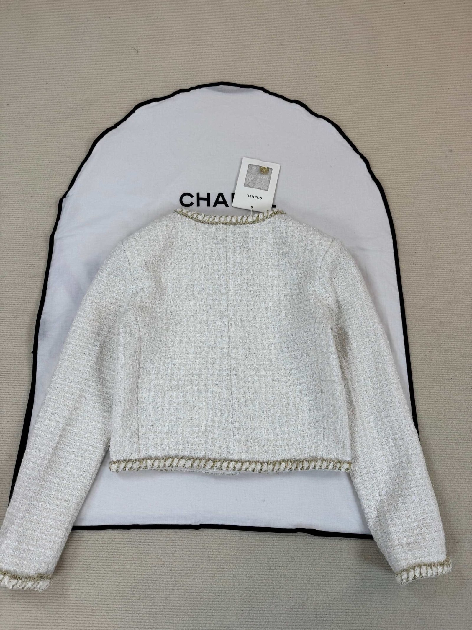 Chanel tweed short coat D112503 - Image 3