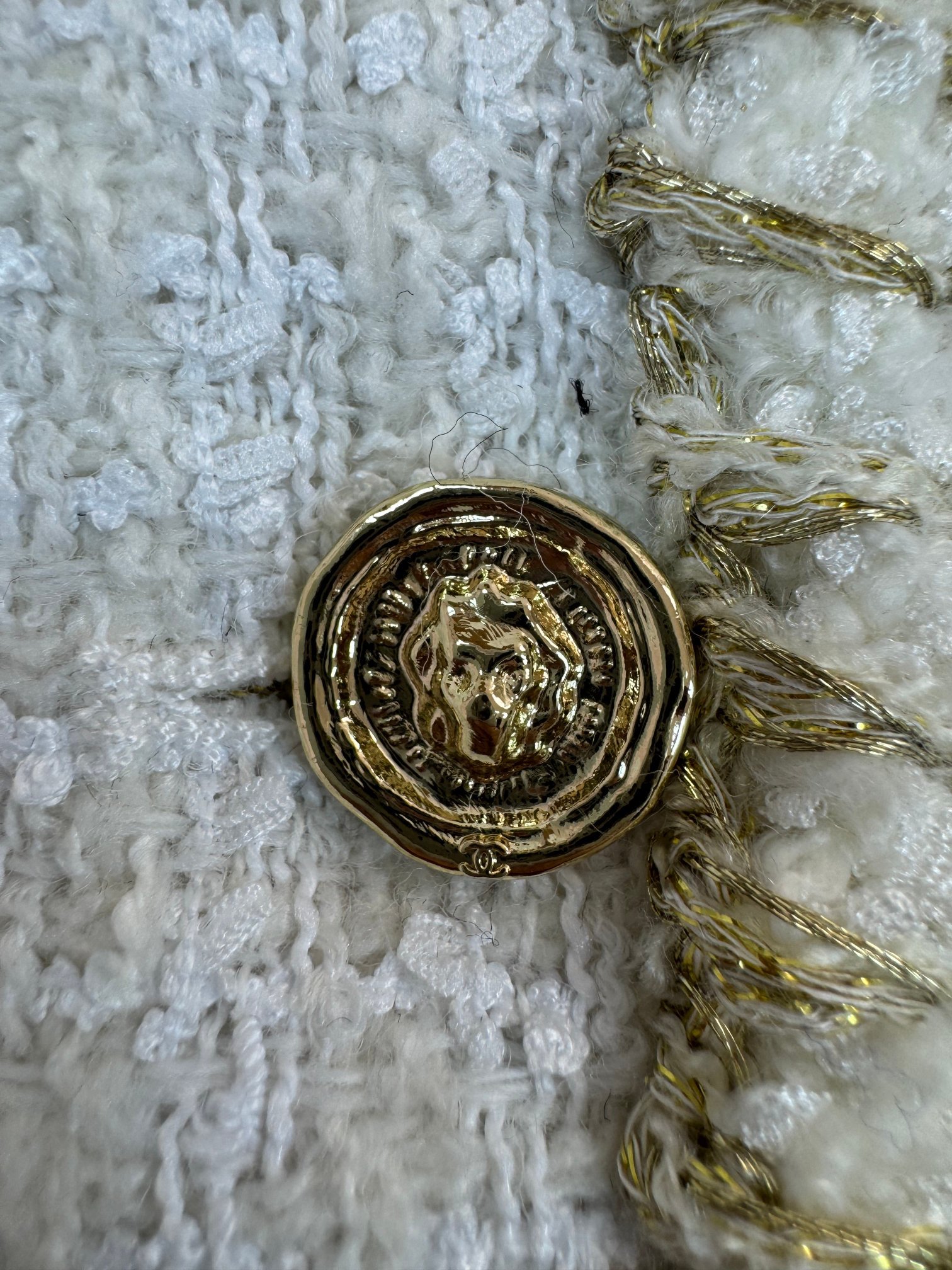 Chanel tweed short coat D112503 - Image 7