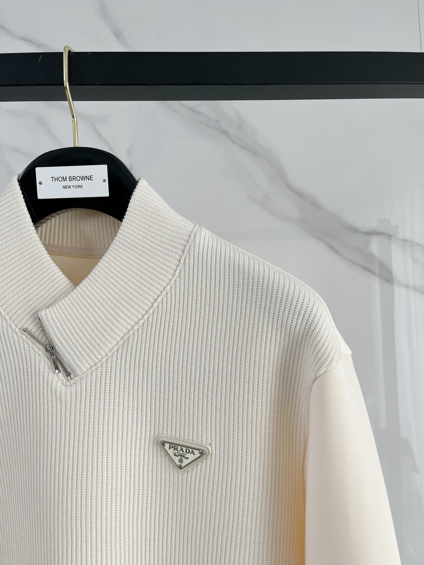 Prada pullover knit sweater 112602 - Image 4