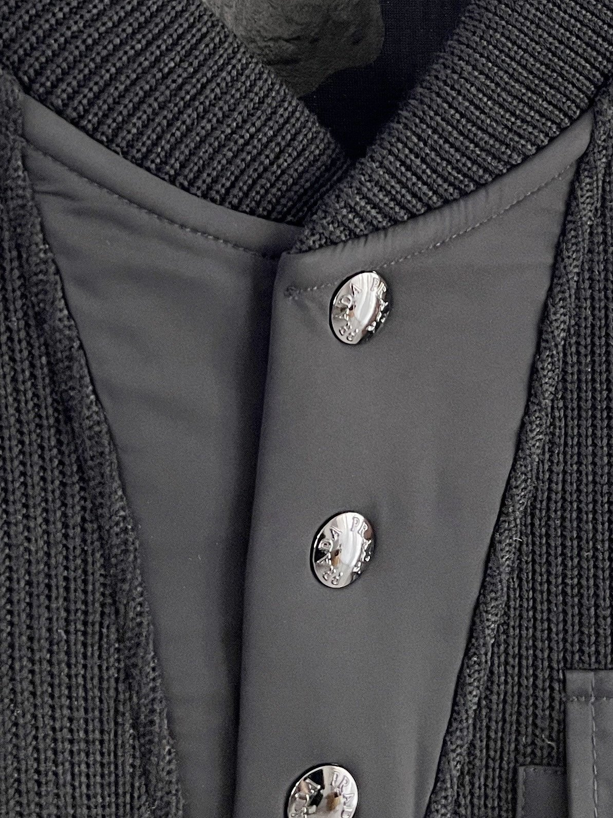 Prada pullover knit sweater 112604 - Image 4