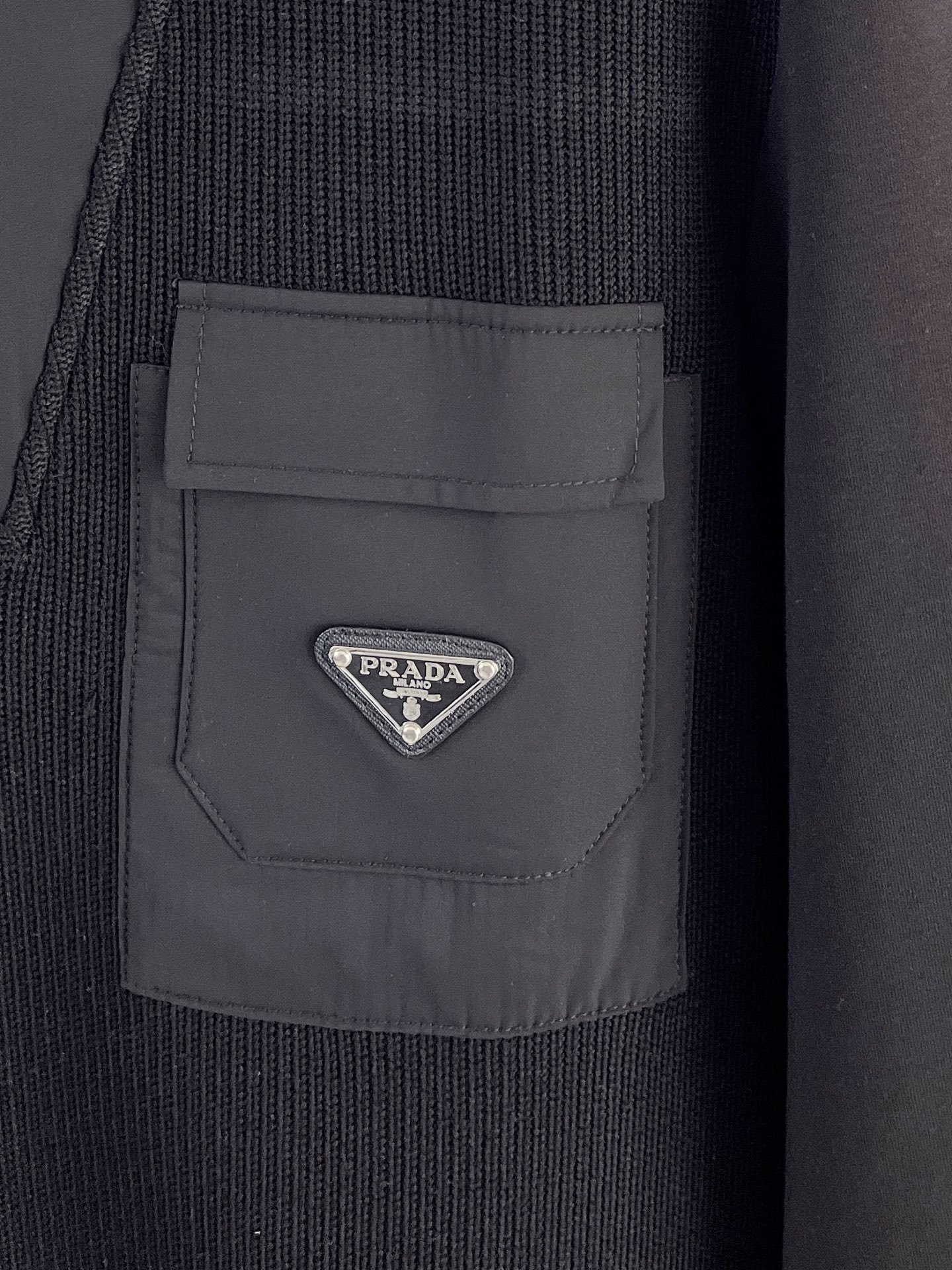 Prada pullover knit sweater 112604 - Image 5