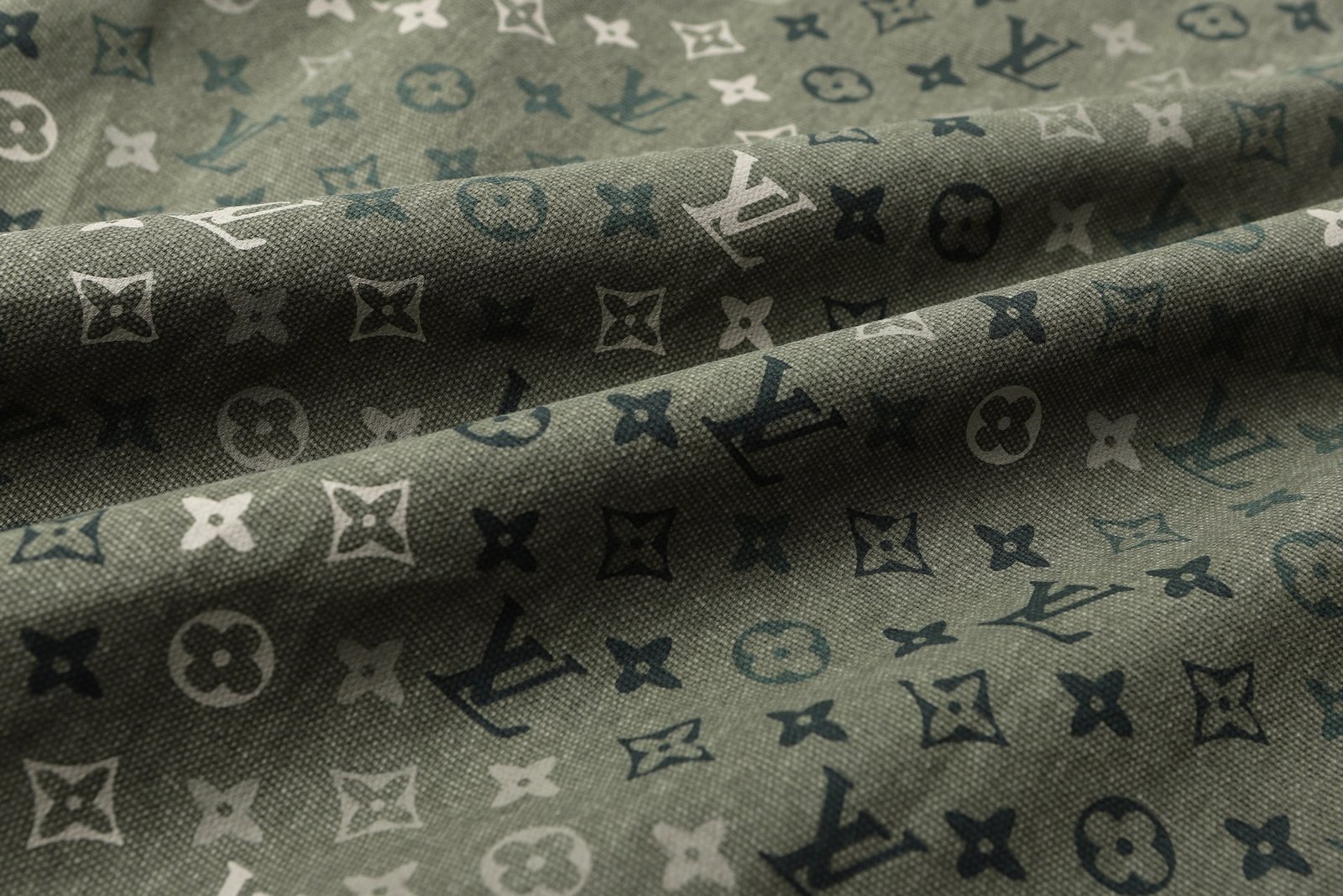 Louis Vuitton Monogram workwear shirt 112702 - Image 9