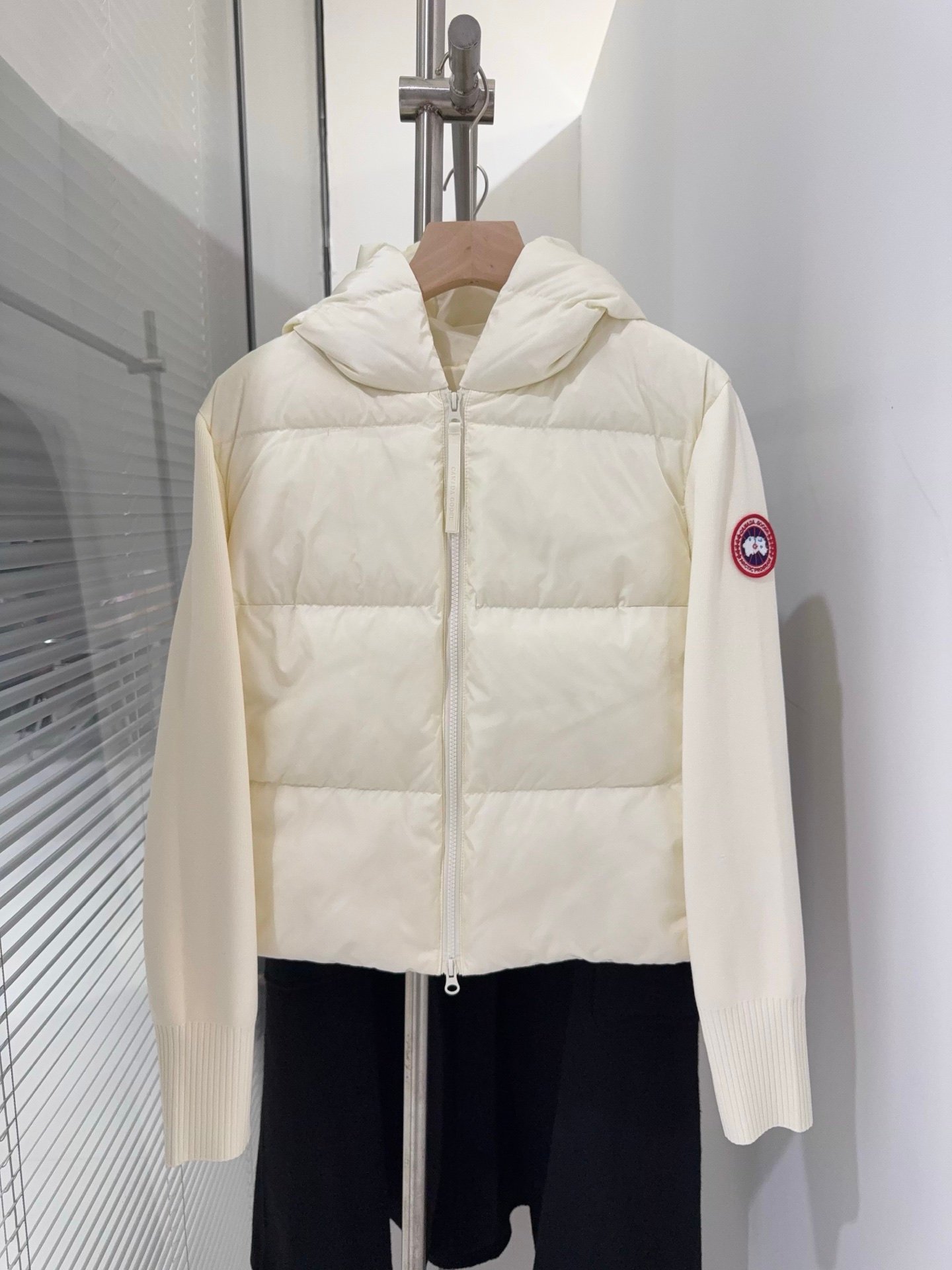 Canada Goose Hybridgeâ Wide Quilt Knit Hoody D112901 - Image 2