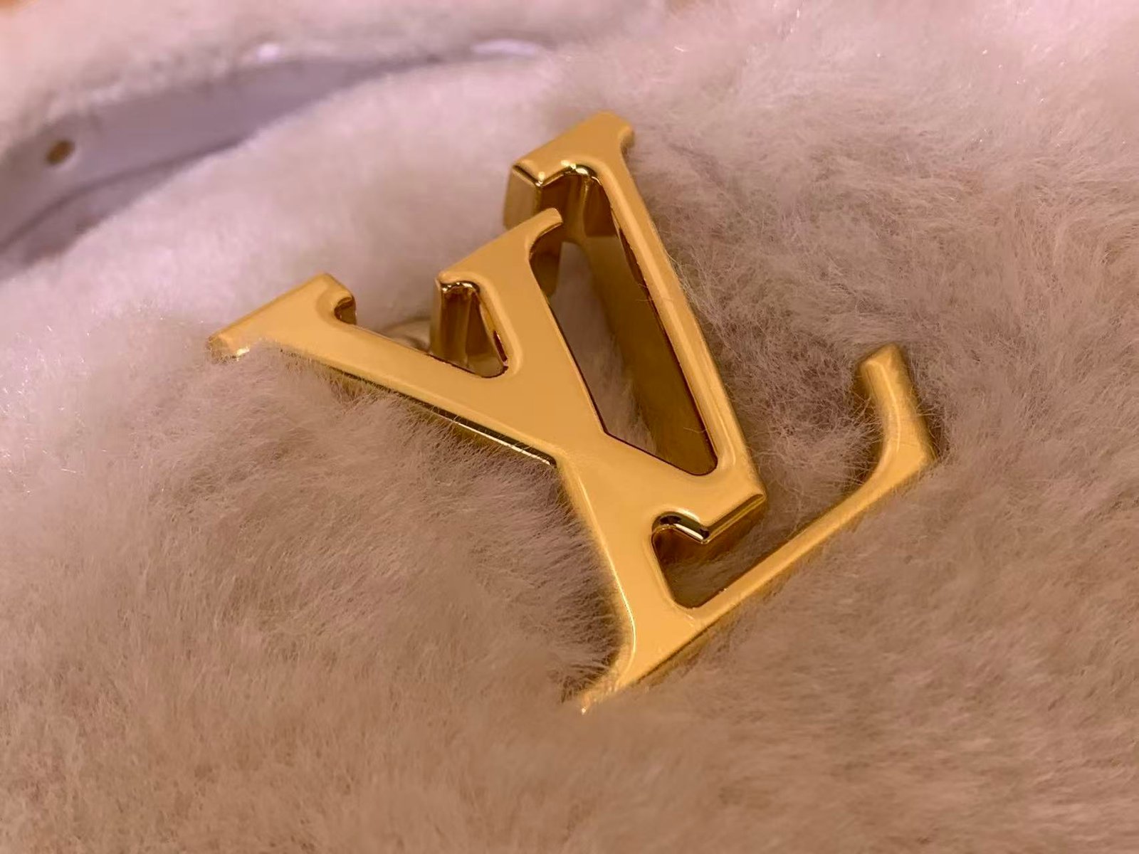 Louis Vuitton Capusnow Capucines - Handbags L122506 - Image 7