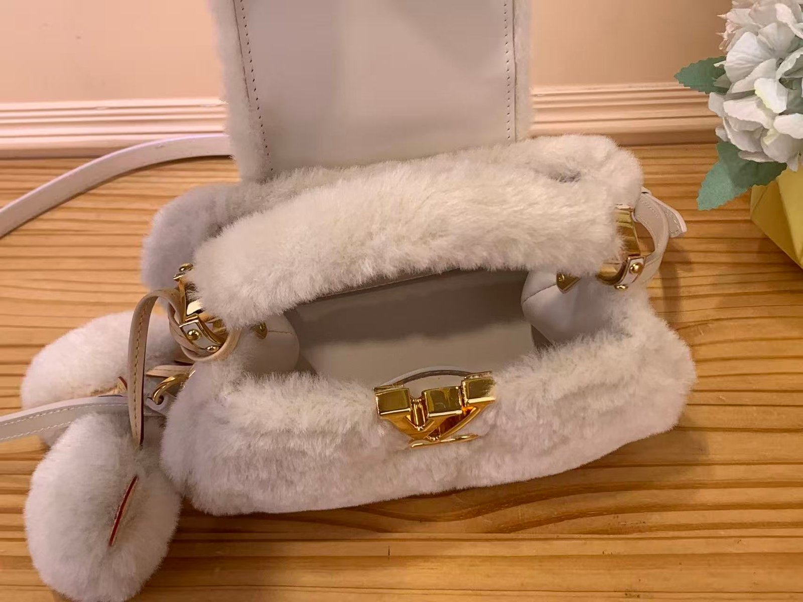 Louis Vuitton Capusnow Capucines - Handbags L122506 - Image 6
