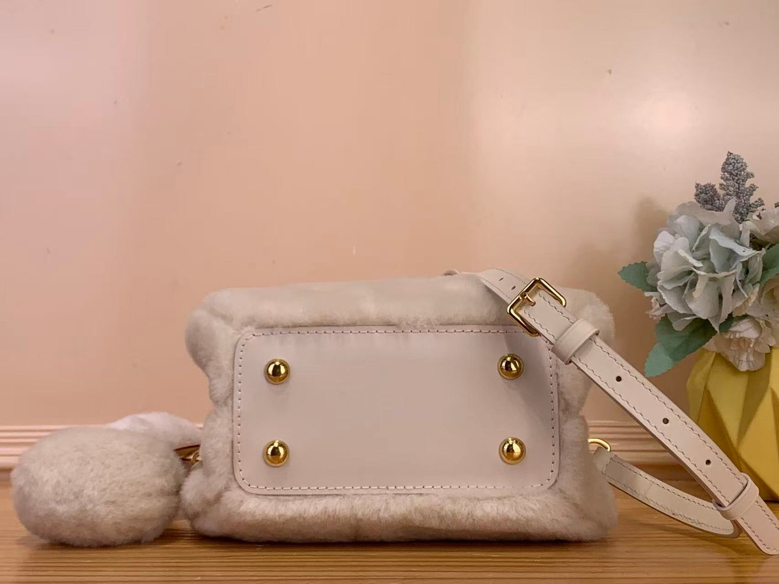 Louis Vuitton Capusnow Capucines - Handbags L122506 - Image 9