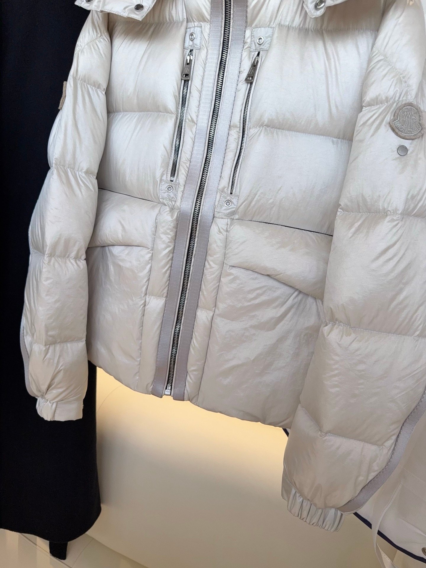 Moncler Alyx Hooded Forest Jacketv D120101 - Image 3
