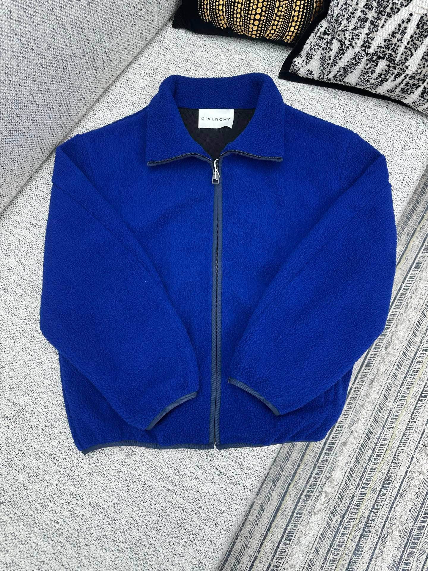 GIVENCHY Blue Polo Fleece Jacket 120104