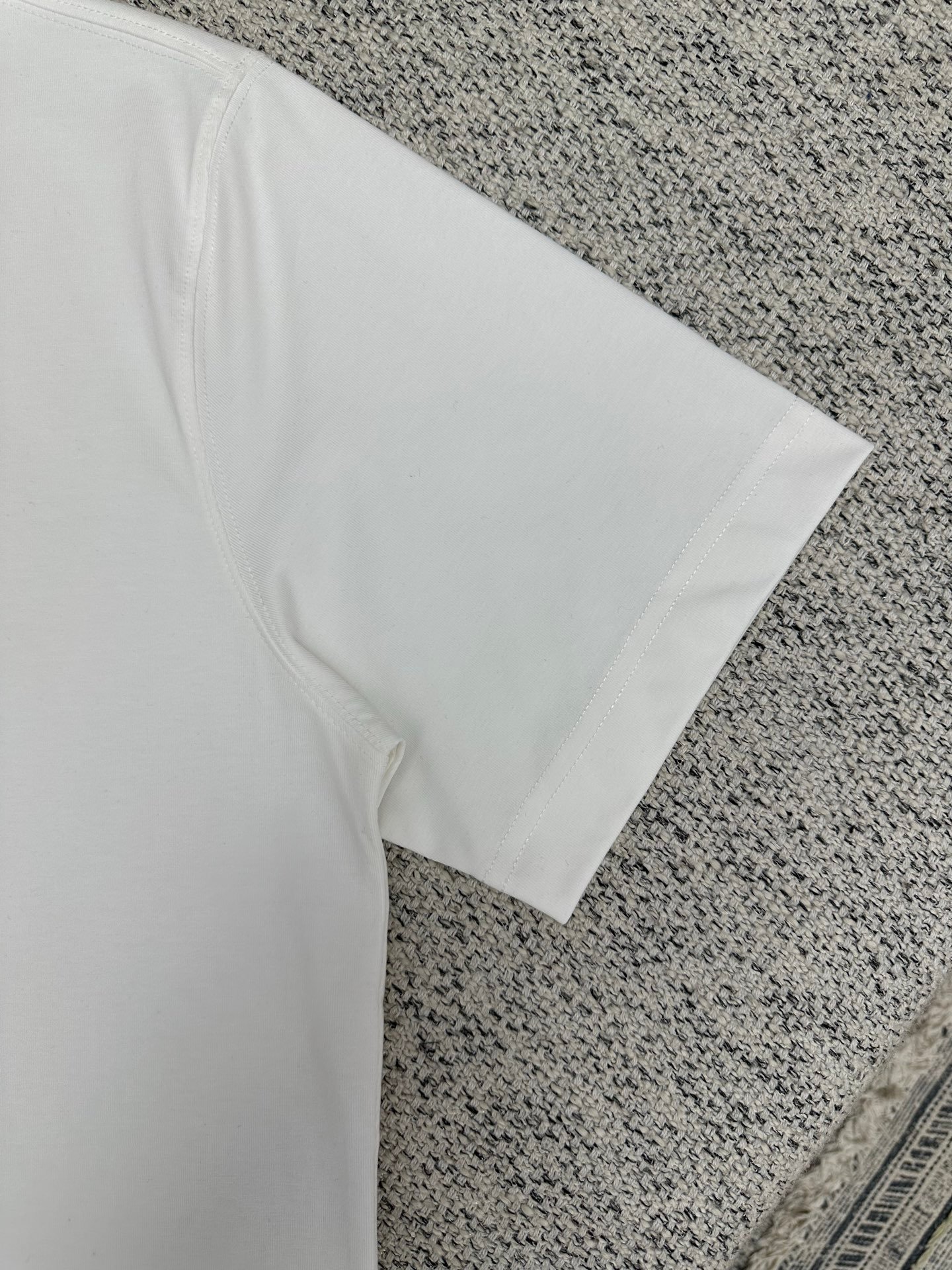 Burberry equestrian knight logo checkered cotton T-shirt 121004 - Image 5