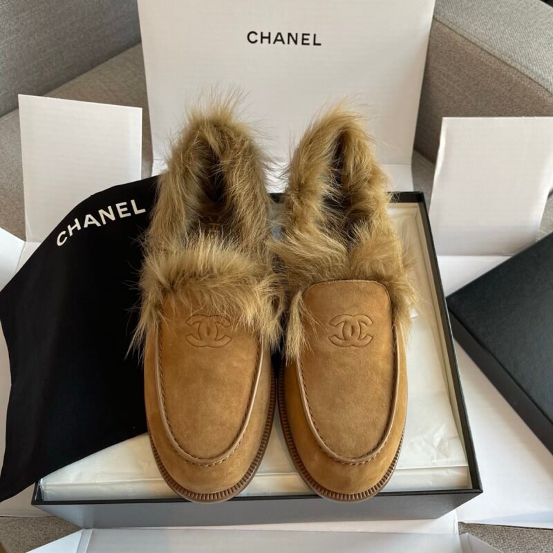 Chanel Moccasins - Suede kidskin & shearling lambskin L121008