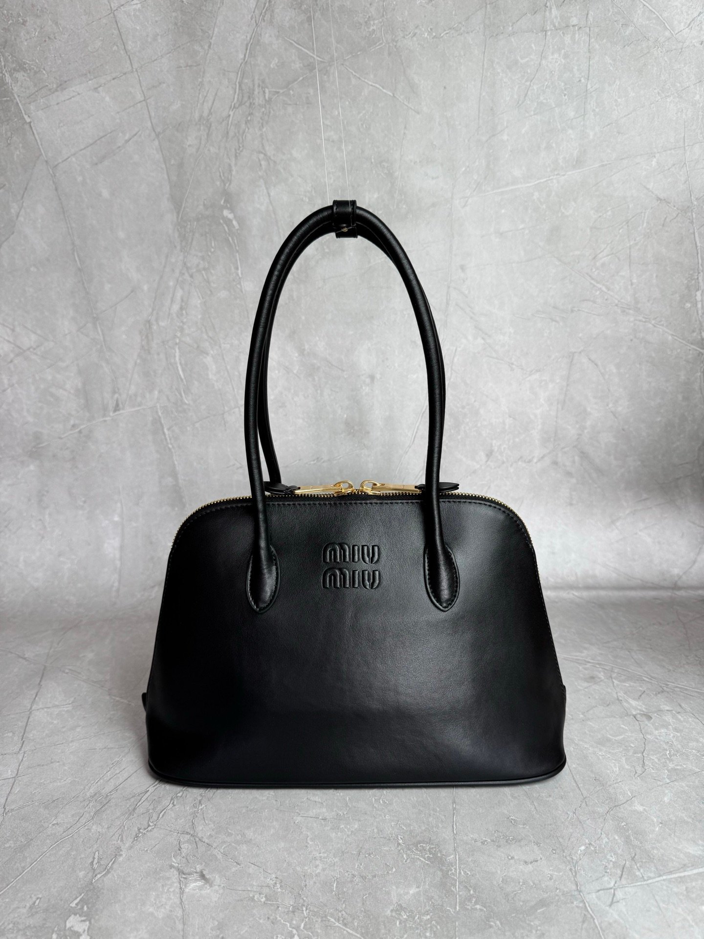 Miu Miu Logo Embossed Top Handle Tote Bag L121108 - Image 2