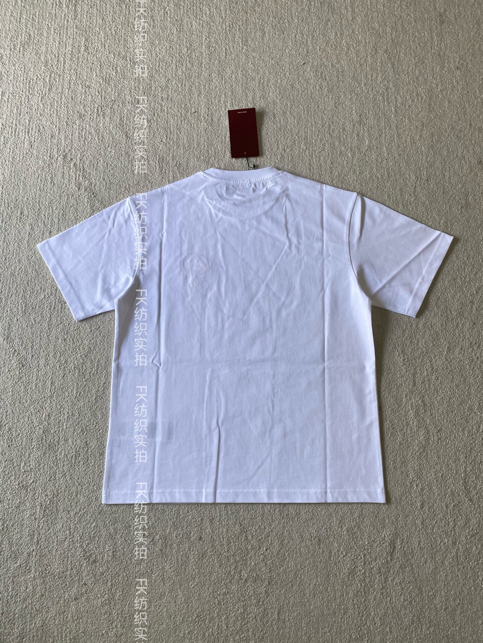 GUCCI horseshoe buckle embroidered round-neck short-sleeved shirt D121204 - Image 5