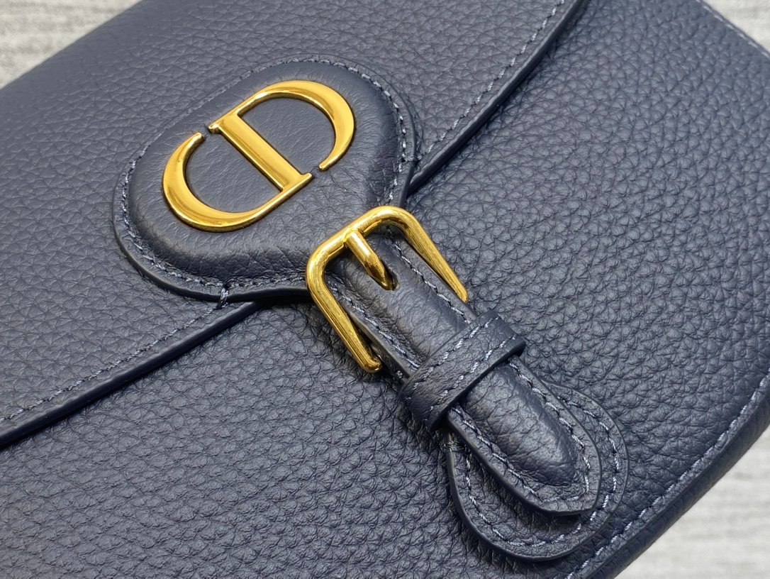 DIOR Flip Top Shoulder Bag L121202 - Image 3