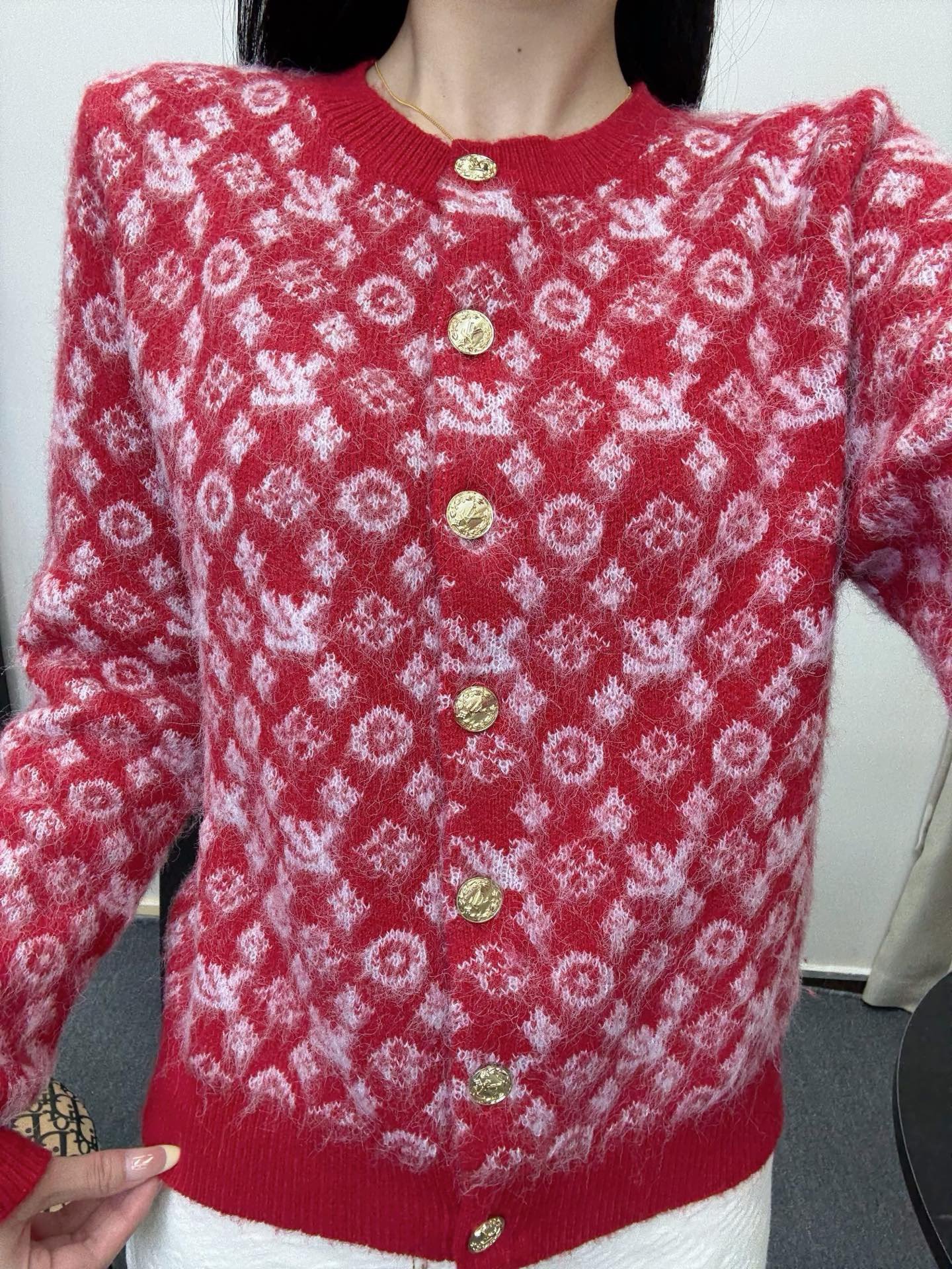 Louis Vuitton Brushed Monogram Cardigan D121208 - Image 9