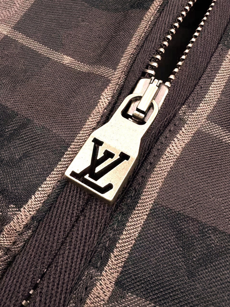 Louis Vuitton Monogram Check hooded blouson 121207 - Image 8