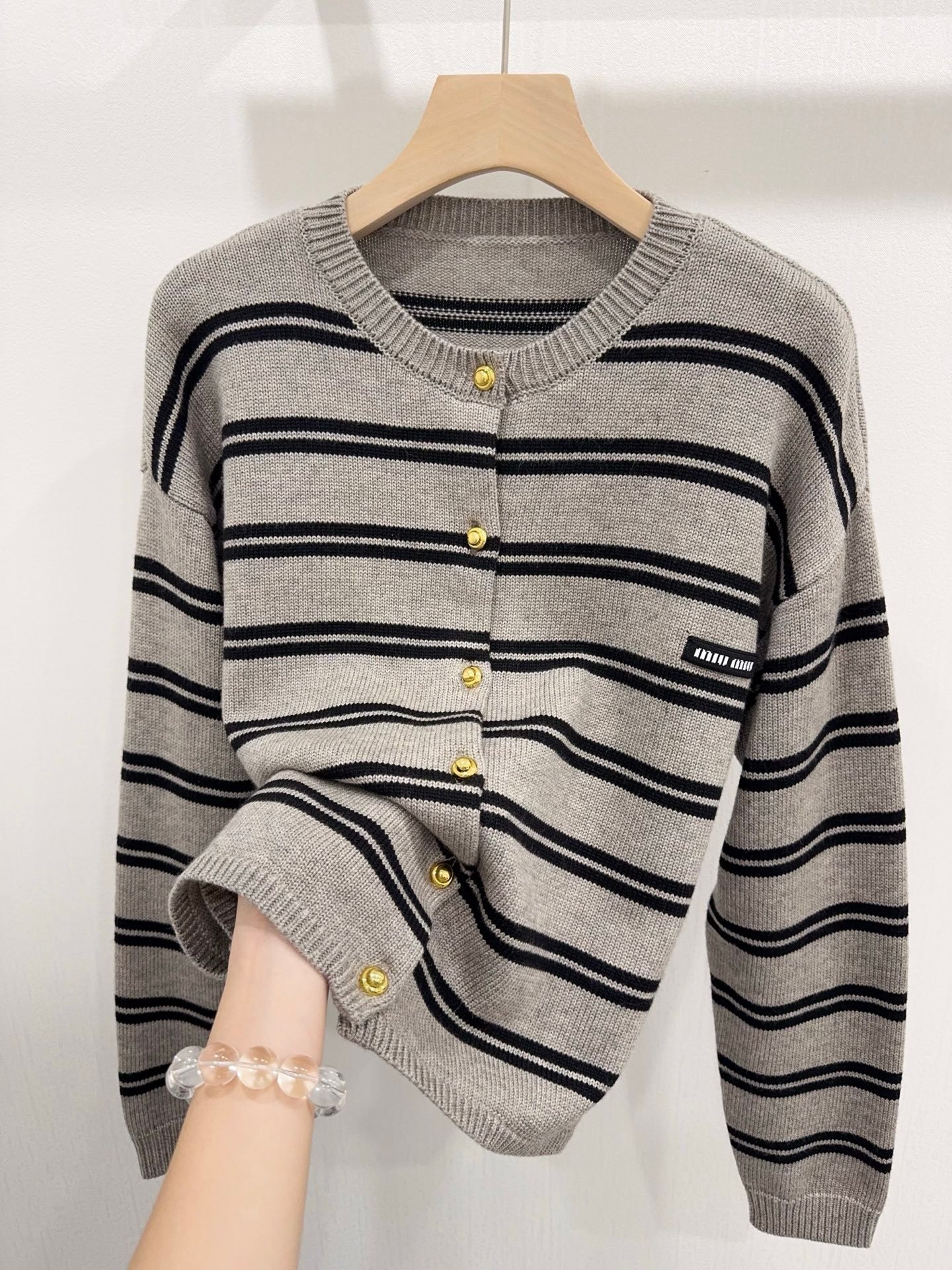 Miu Miu Shetland Knit Cardigan D121301 - Image 3