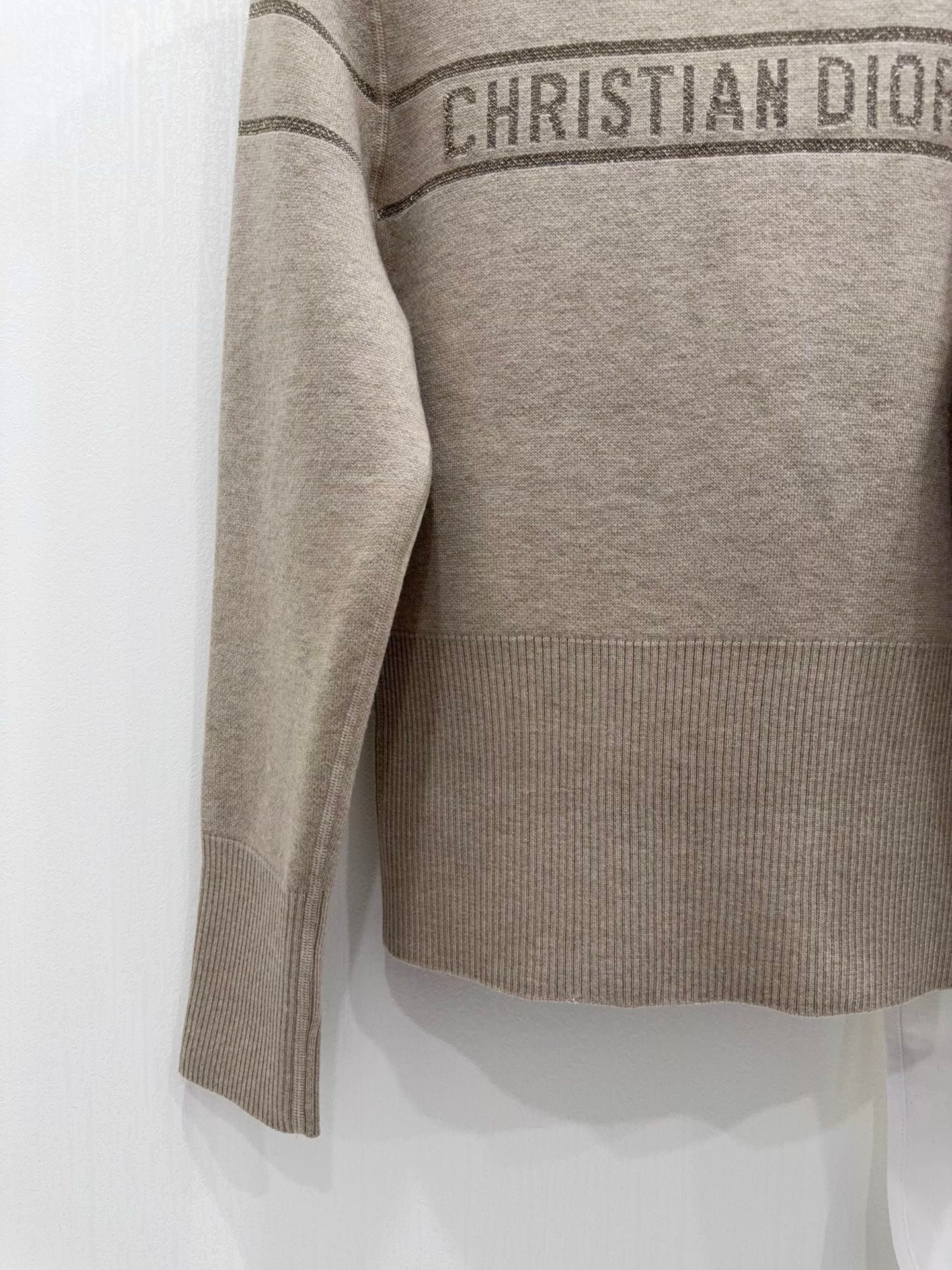 100% cashmere Dior set D121503 - Image 6