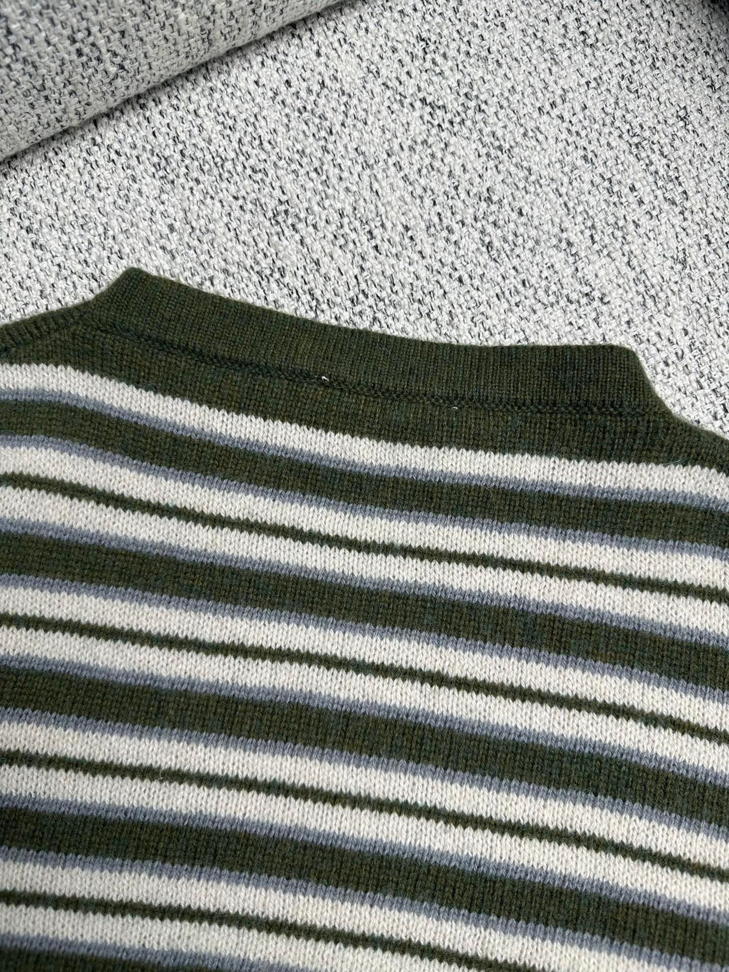 Loro Piana Green Striped Cashmere Sweater D121607 - Image 9