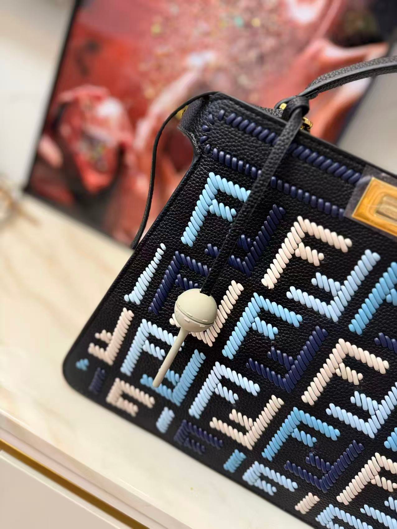 Fendi Peekaboo ISeeU Small Cuoio Romano leather L121707 - Image 9
