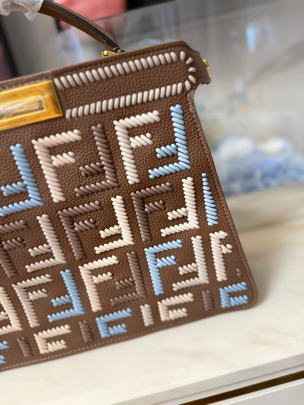 Fendi Peekaboo ISeeU Small Cuoio Romano leather L121707 - Image 15