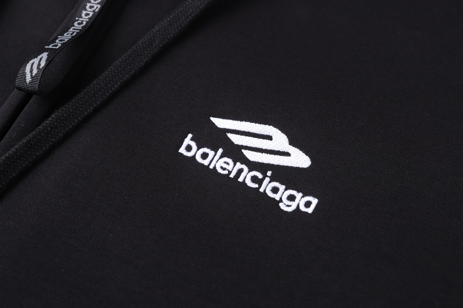BALENCIAGA Velvet Hooded Sweatshirt 122601 - Image 5