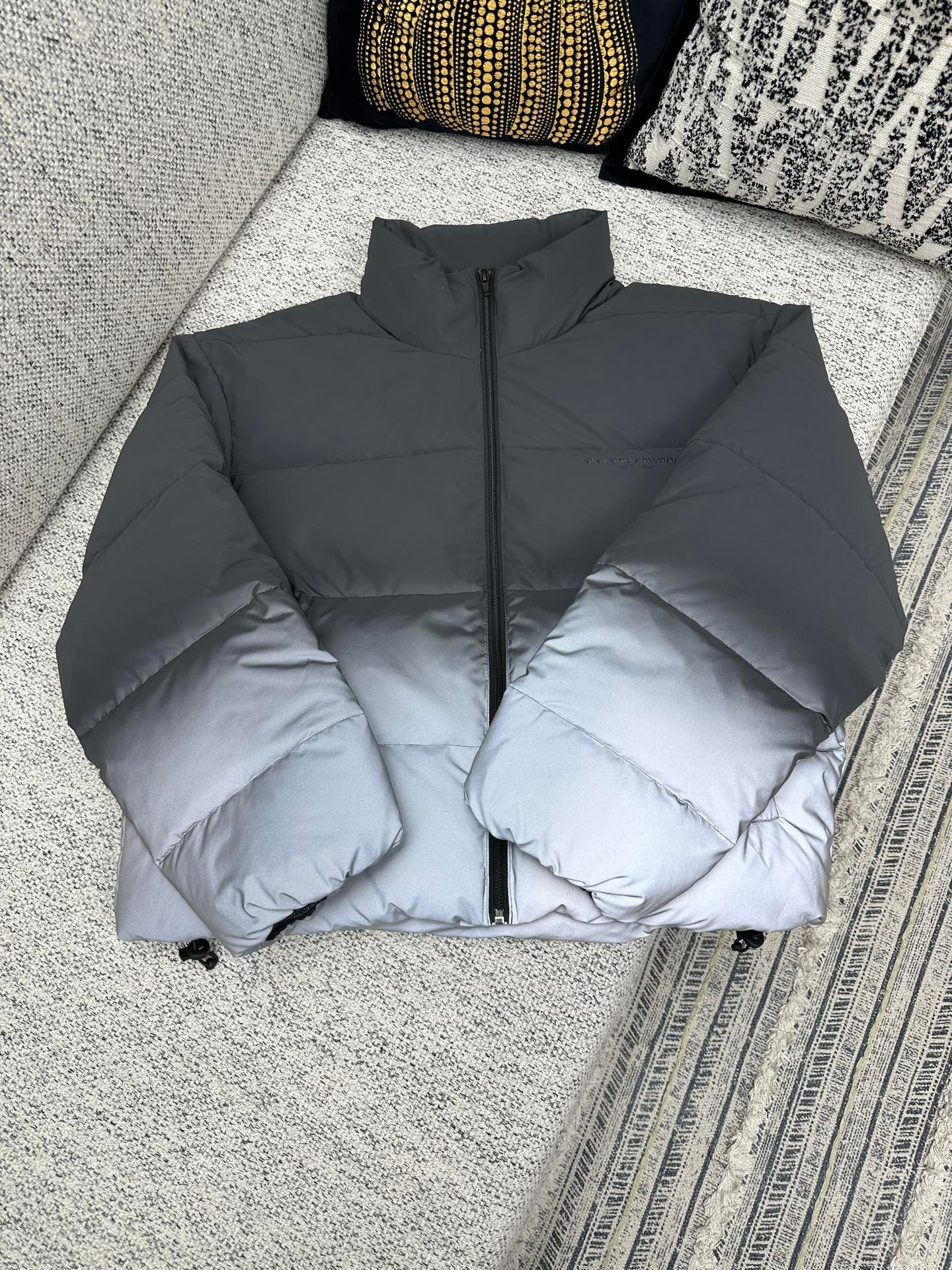 Alexander Wang Graduated Thick Collar Down Jacket 122704 - Image 3