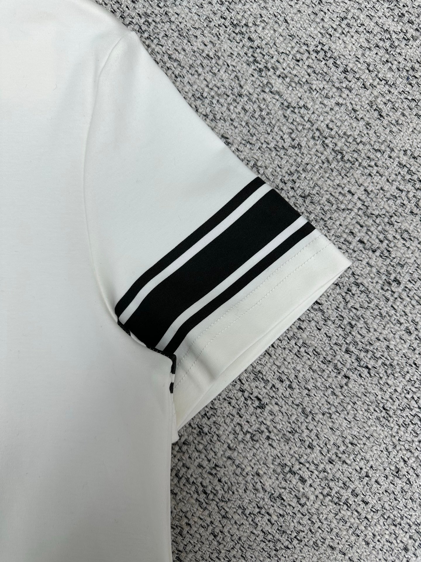 Celine cotton knitted printed loose T-shirt 122902 - Image 4