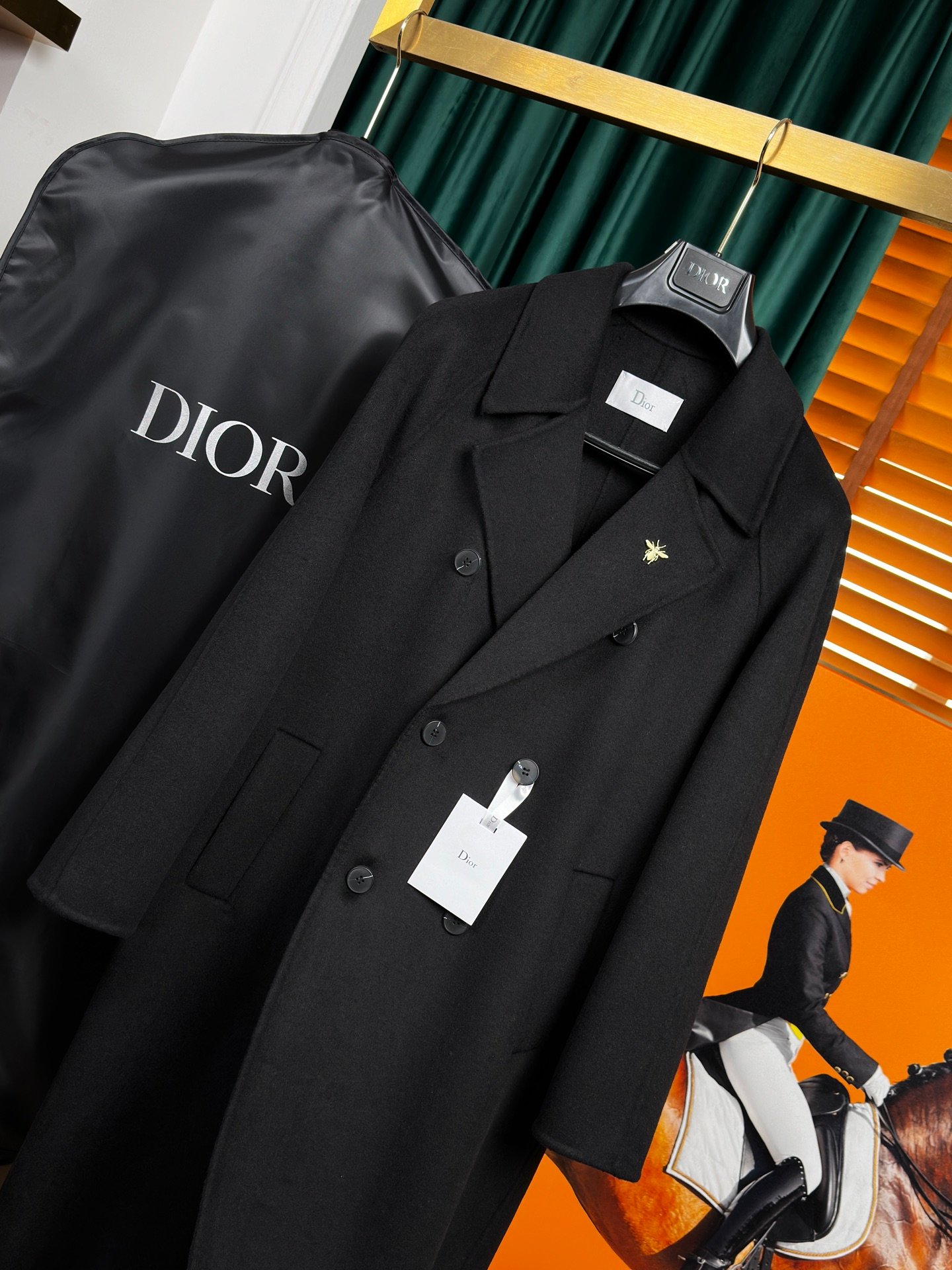 Dior Men's Long-Sleeved Pure Wool Coat 122905 - Image 3