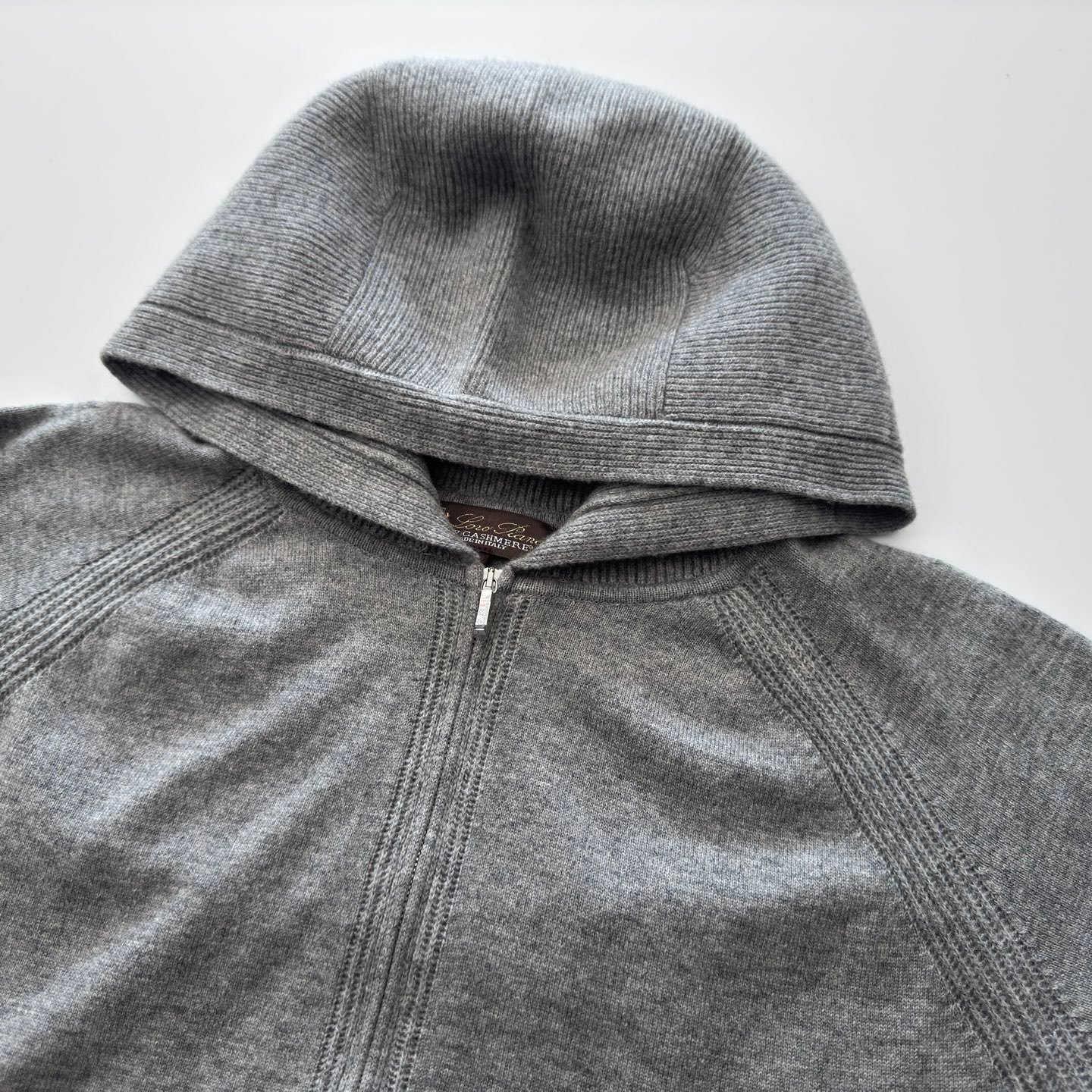 Loro Piana Portland Mélange Cashmere 123005 - Image 4