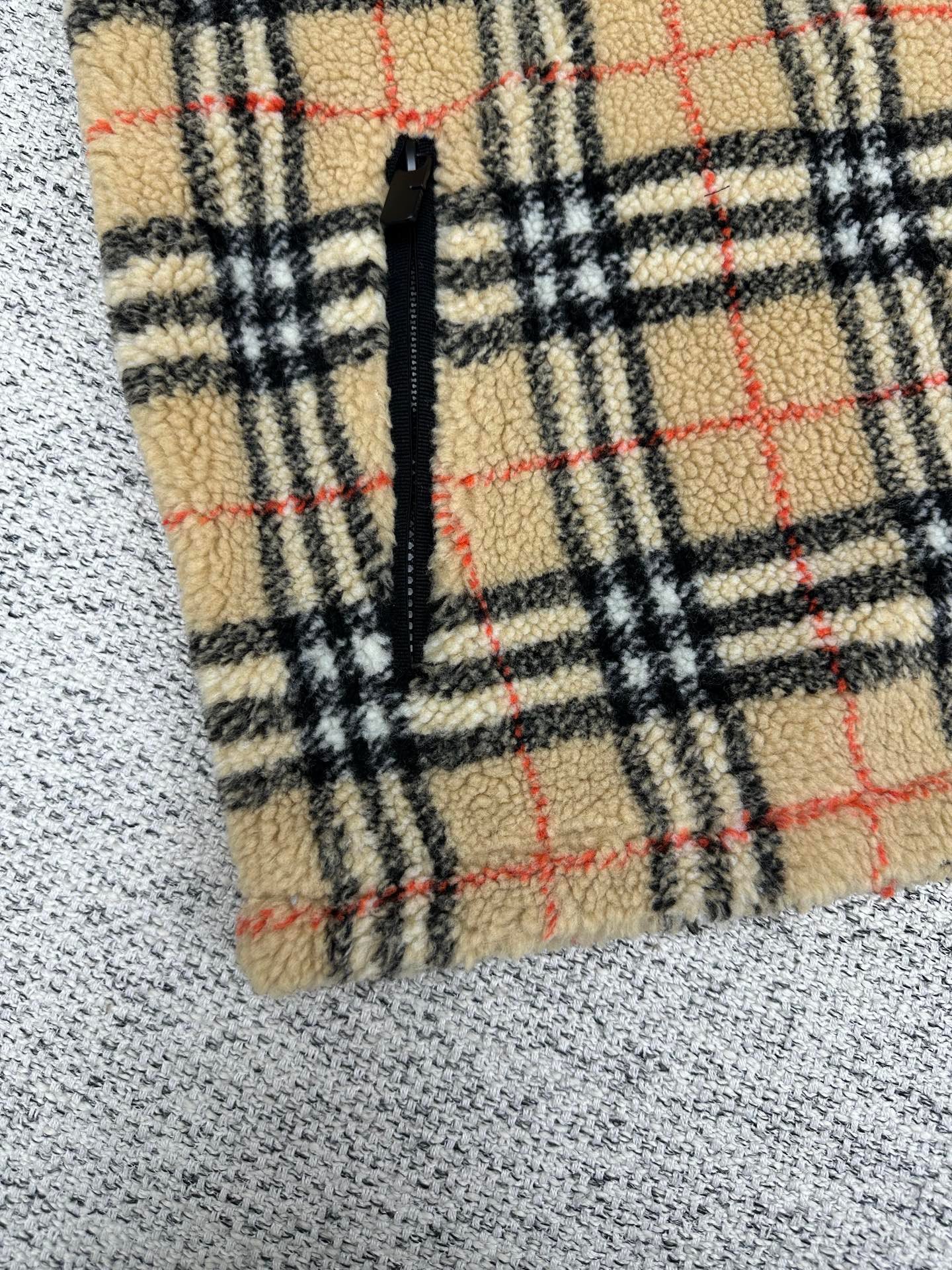 Burberry Check wool-blend zip-up jacket 123008 - Image 7
