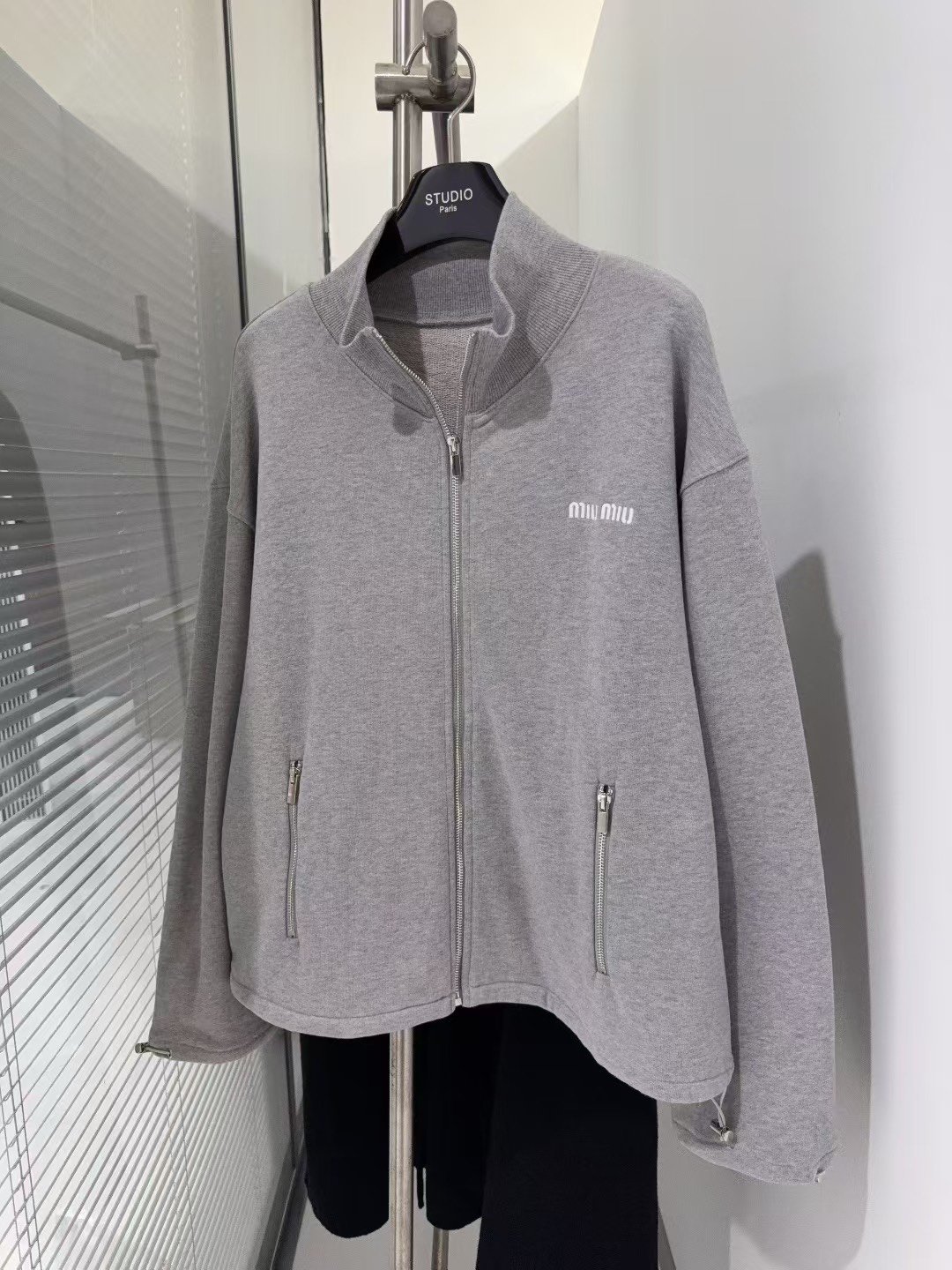 Miu Miu Grey Cotton Fleece Zipper Sweatshirt D123107