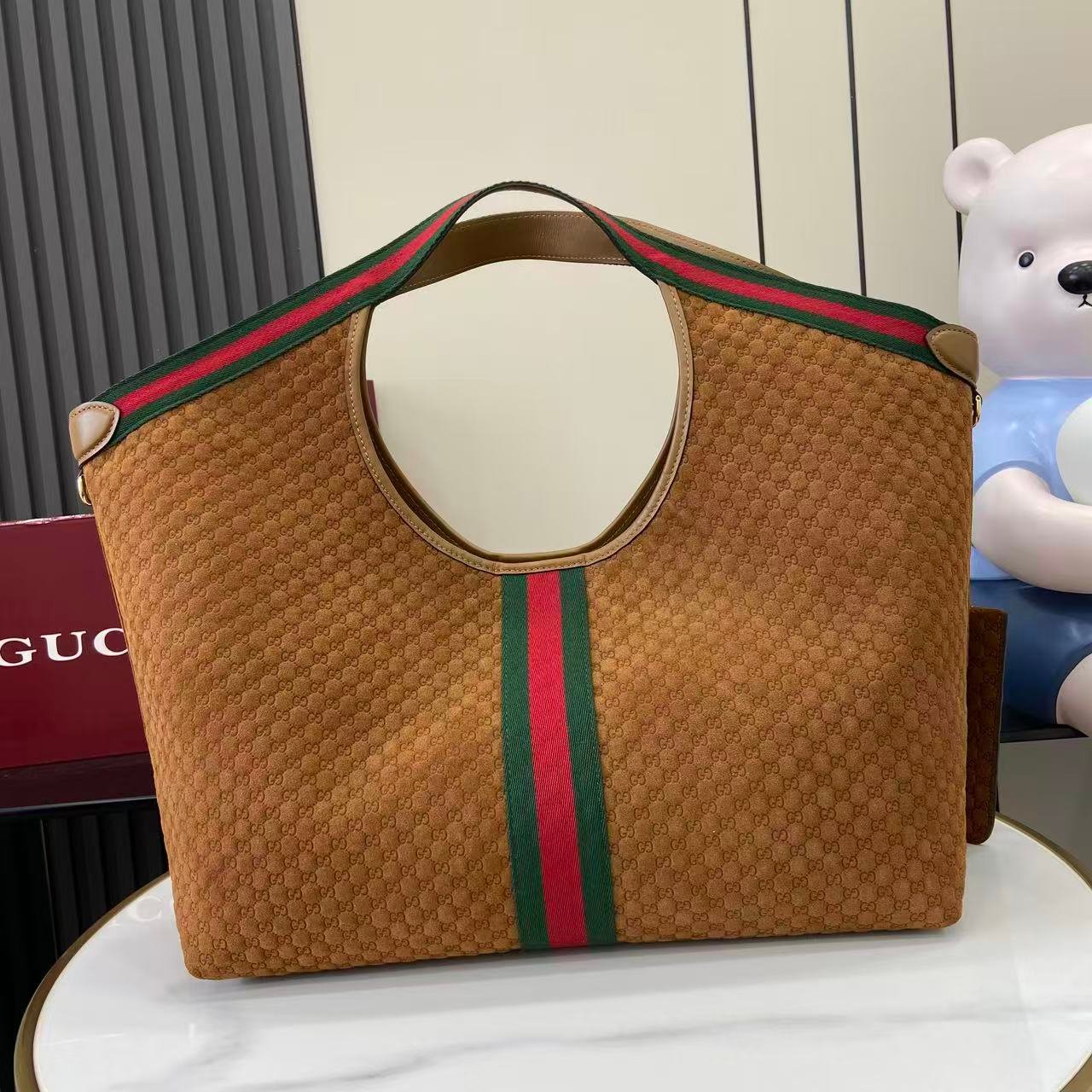 GUCCI Large Capacity Tote Bag B6010203 - Image 4