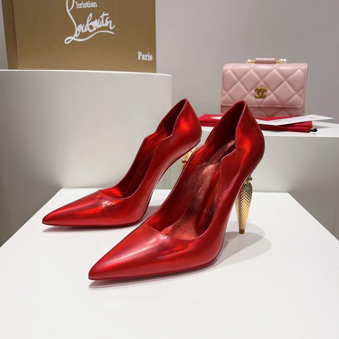 Christian Louboutin classic patent leather wave-patterned high-heeled shoes B010505 - Image 3