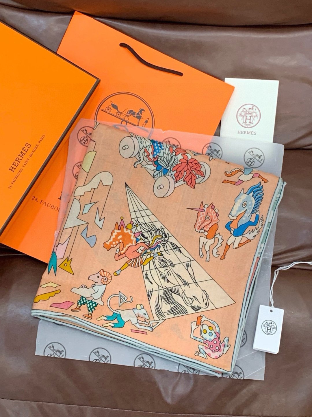 Hermes Equestrian Academy Double-Sided Same-Colored Velvet Wrap B6010605 - Image 2
