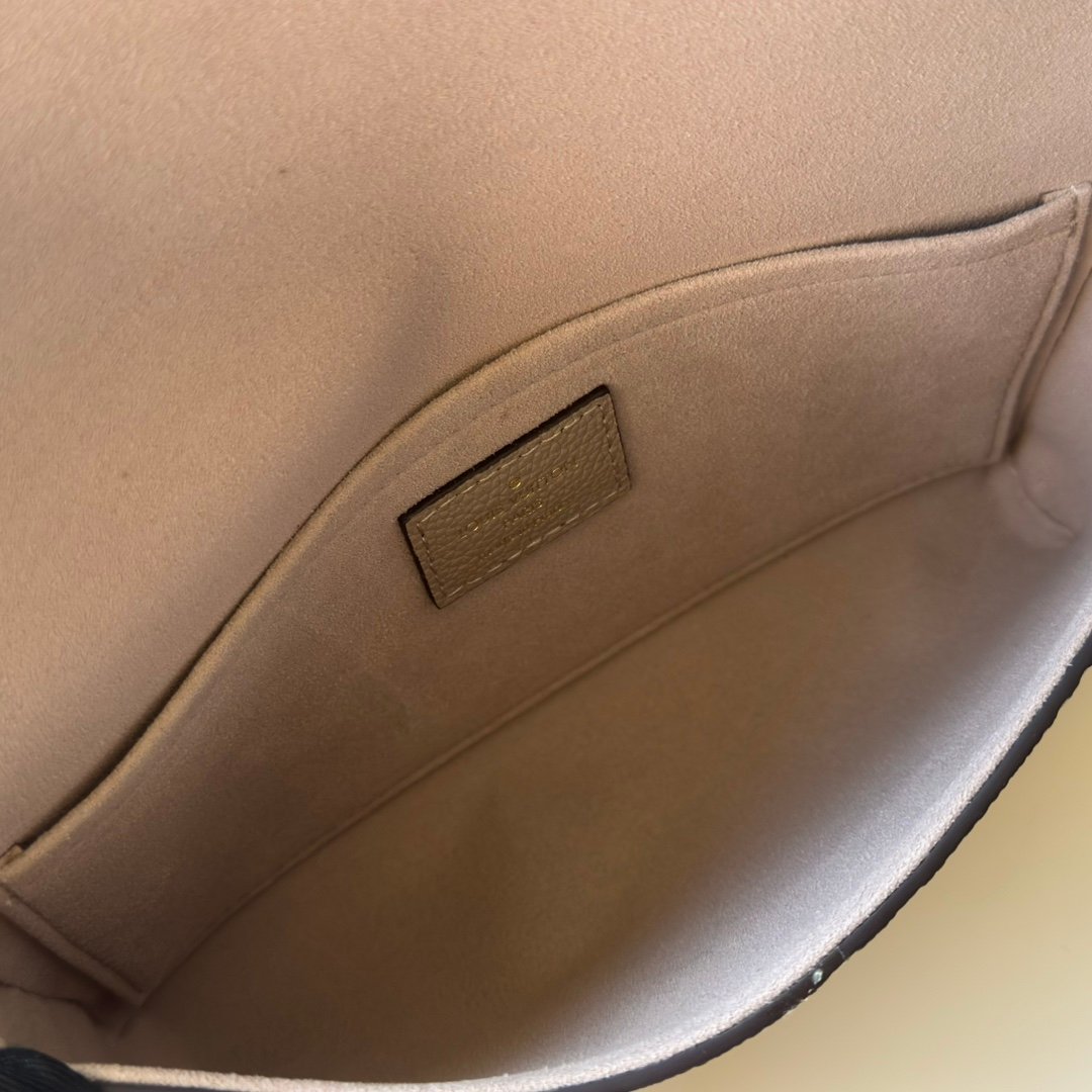 LV chain bag B6010706 - Image 5