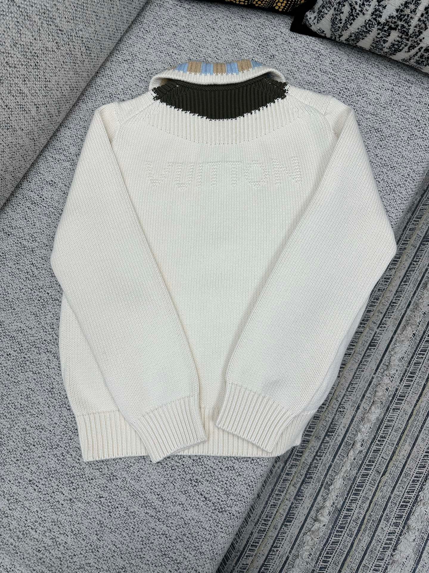 LV Zipper Embroidered Sweatshirt M6010708 - Image 5