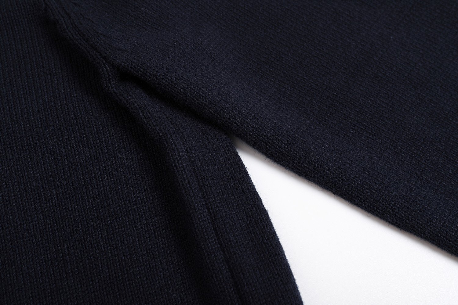 Louis Vuitton navy blue sweater M6010902 - Image 8