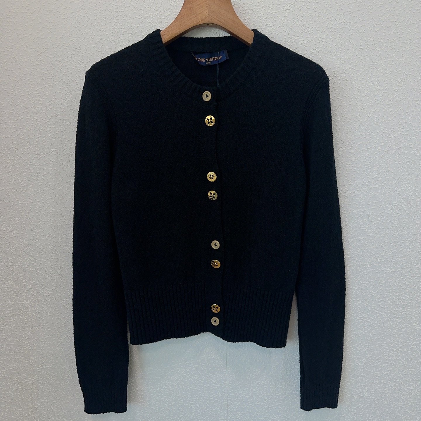 Louis Vuitton Monogram Button Cardigan W6011304 - Image 2