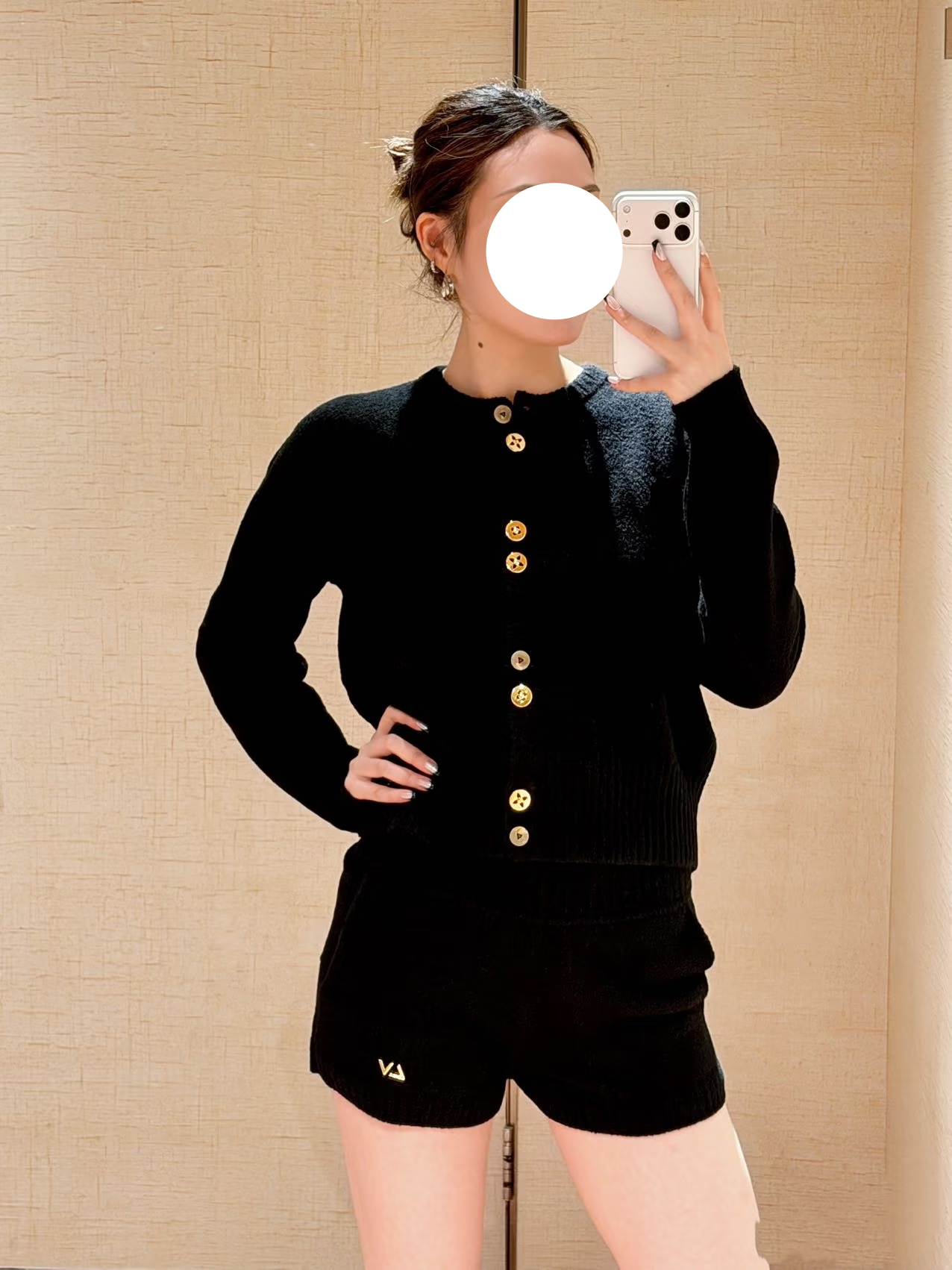 Louis Vuitton Monogram Button Cardigan W6011304 - Image 9