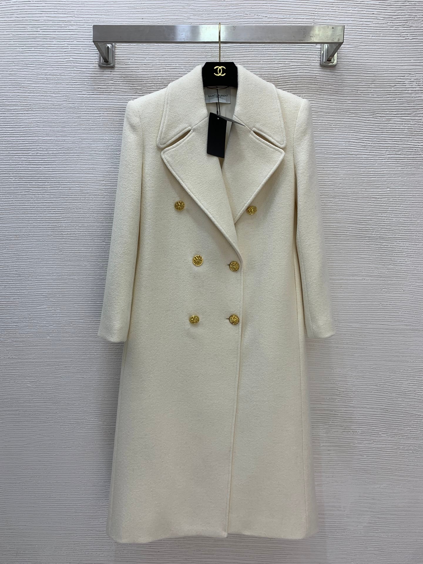 YSL double-row gold-button wide lapel slim-fit and flattering slimming coat W6011405 - Image 2