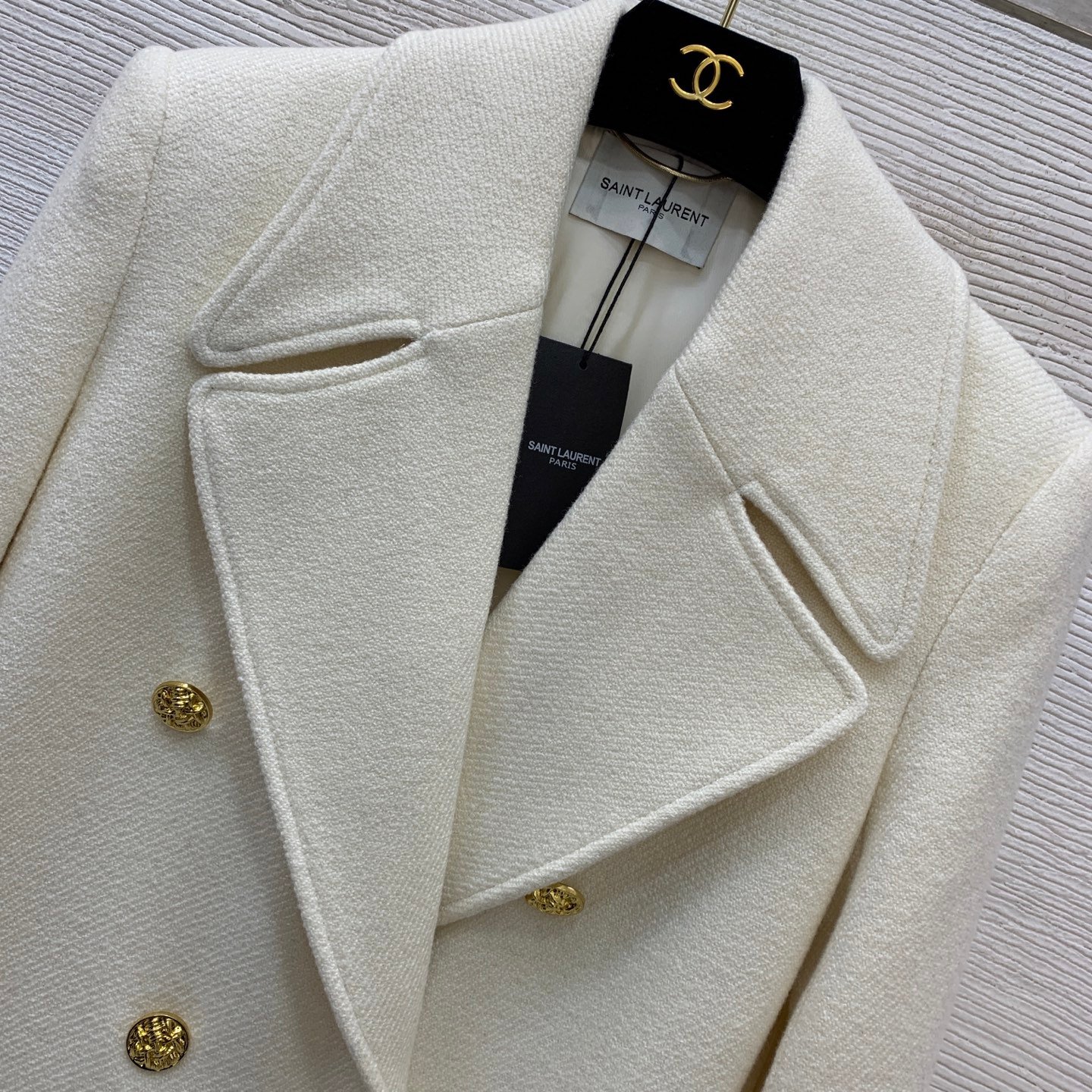 YSL double-row gold-button wide lapel slim-fit and flattering slimming coat W6011405 - Image 5