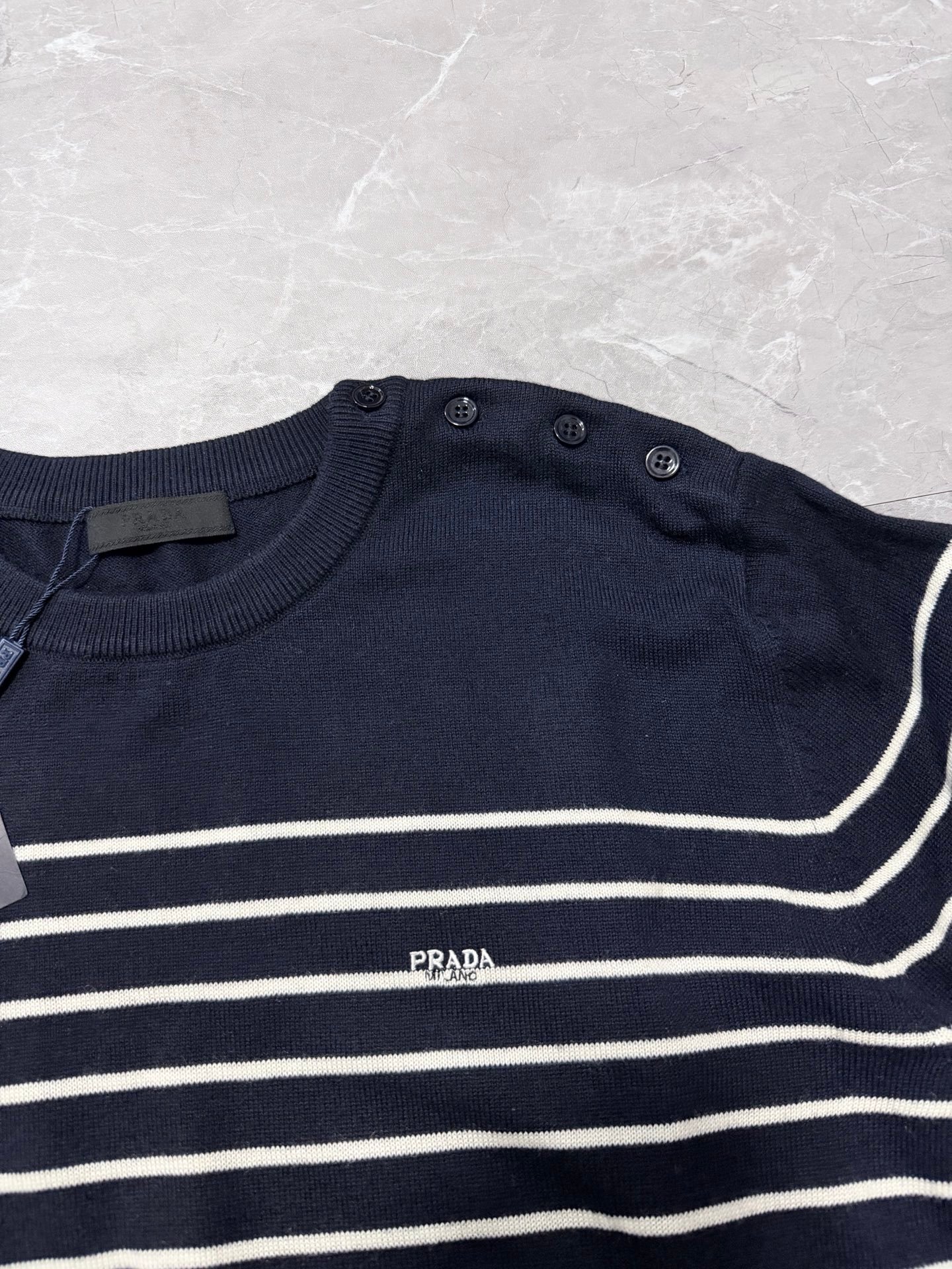 Prada Crew neck wool knit sweater M6011501 - Image 5