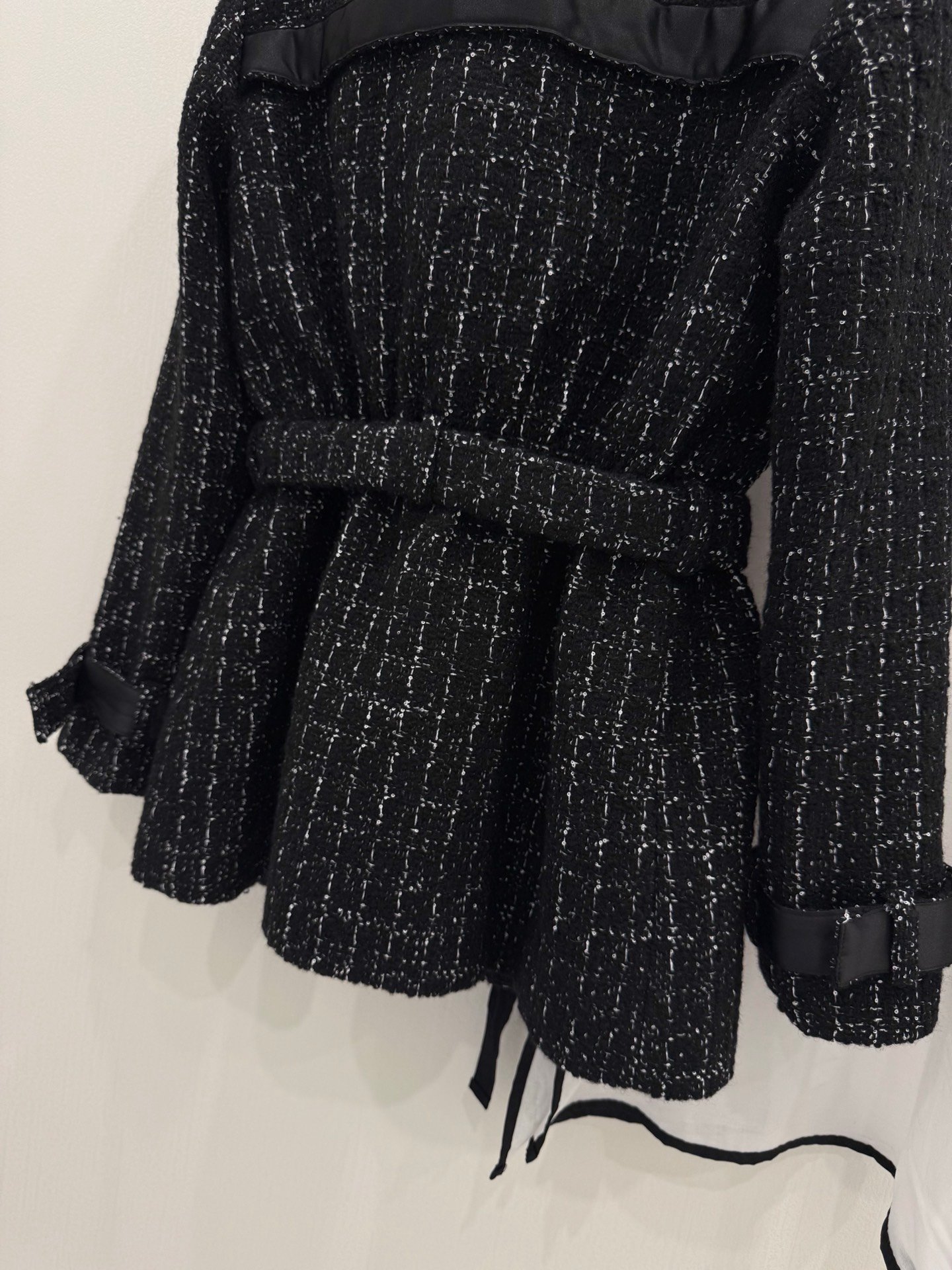 Chanel 25K series black tweed long coat W6011702 - Image 7