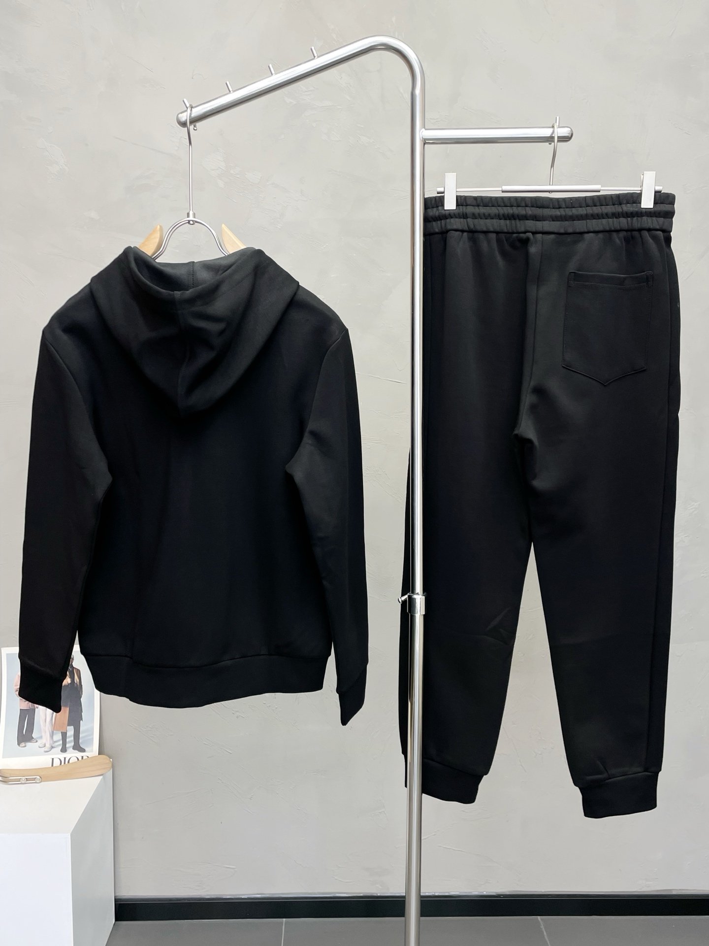 Moncler black hooded sportswear set M6011904 - Image 3